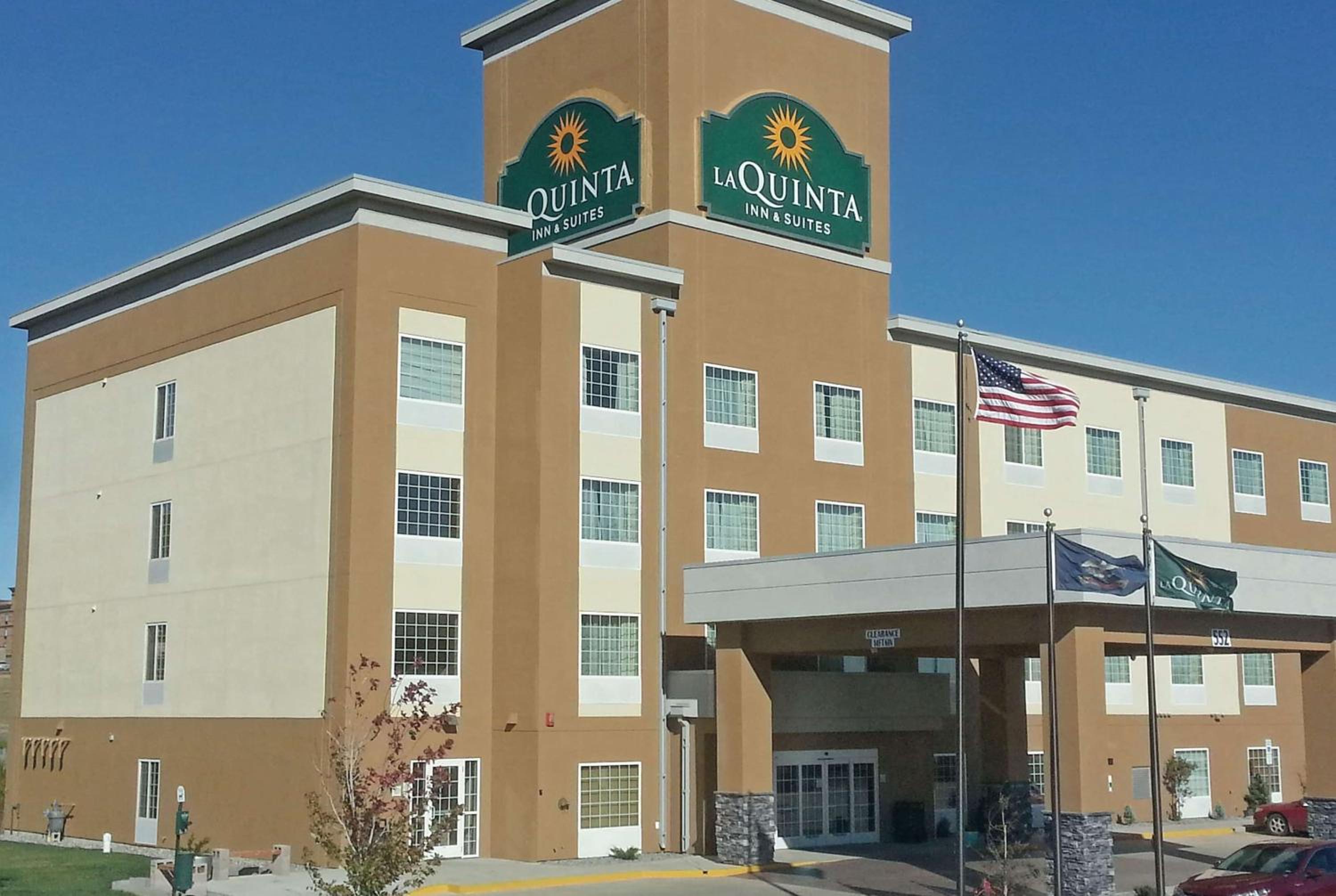 Dickinson Vacations - La Quinta by Wyndham Dickinson - Property Image 1