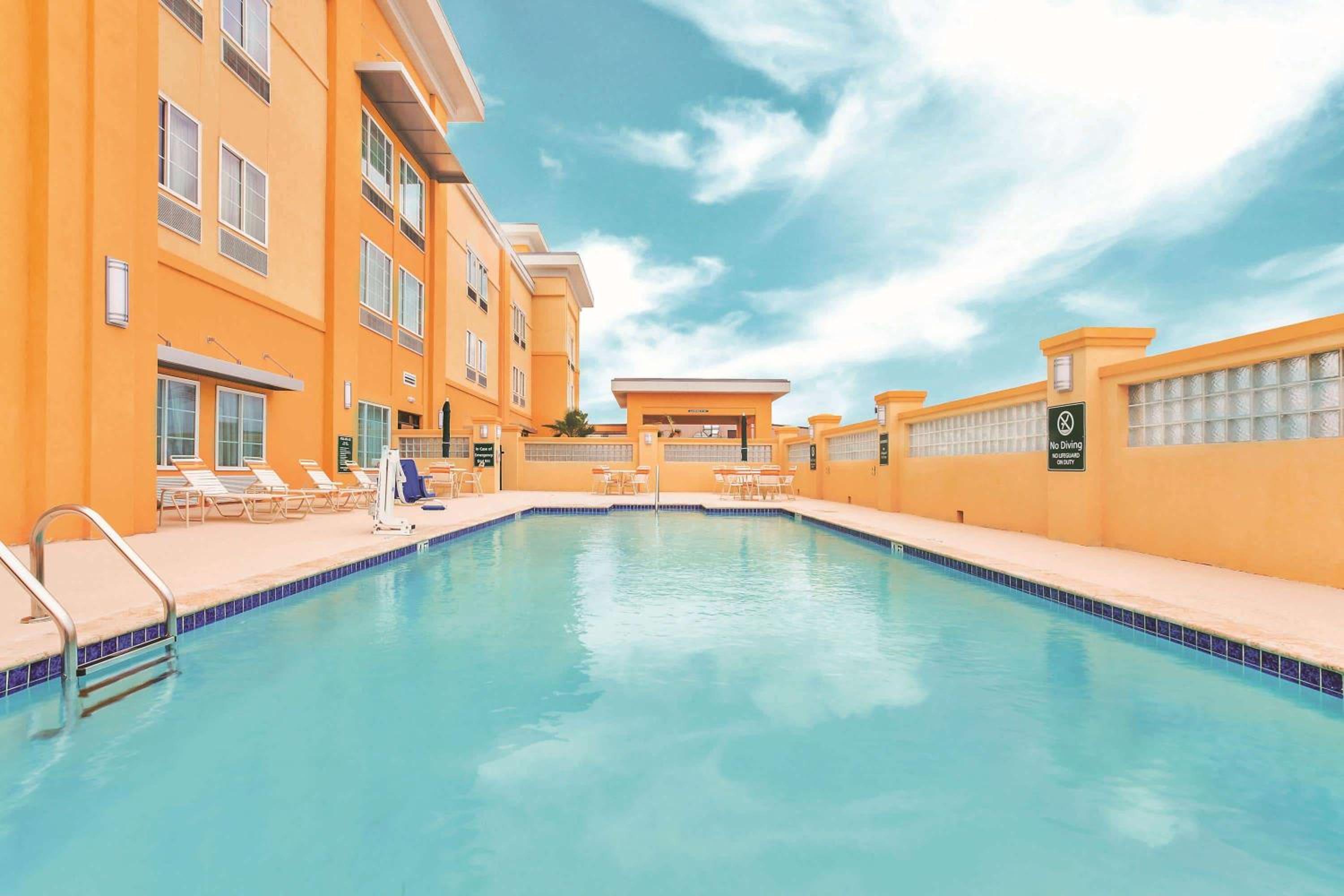 La Quinta by Wyndham Cotulla