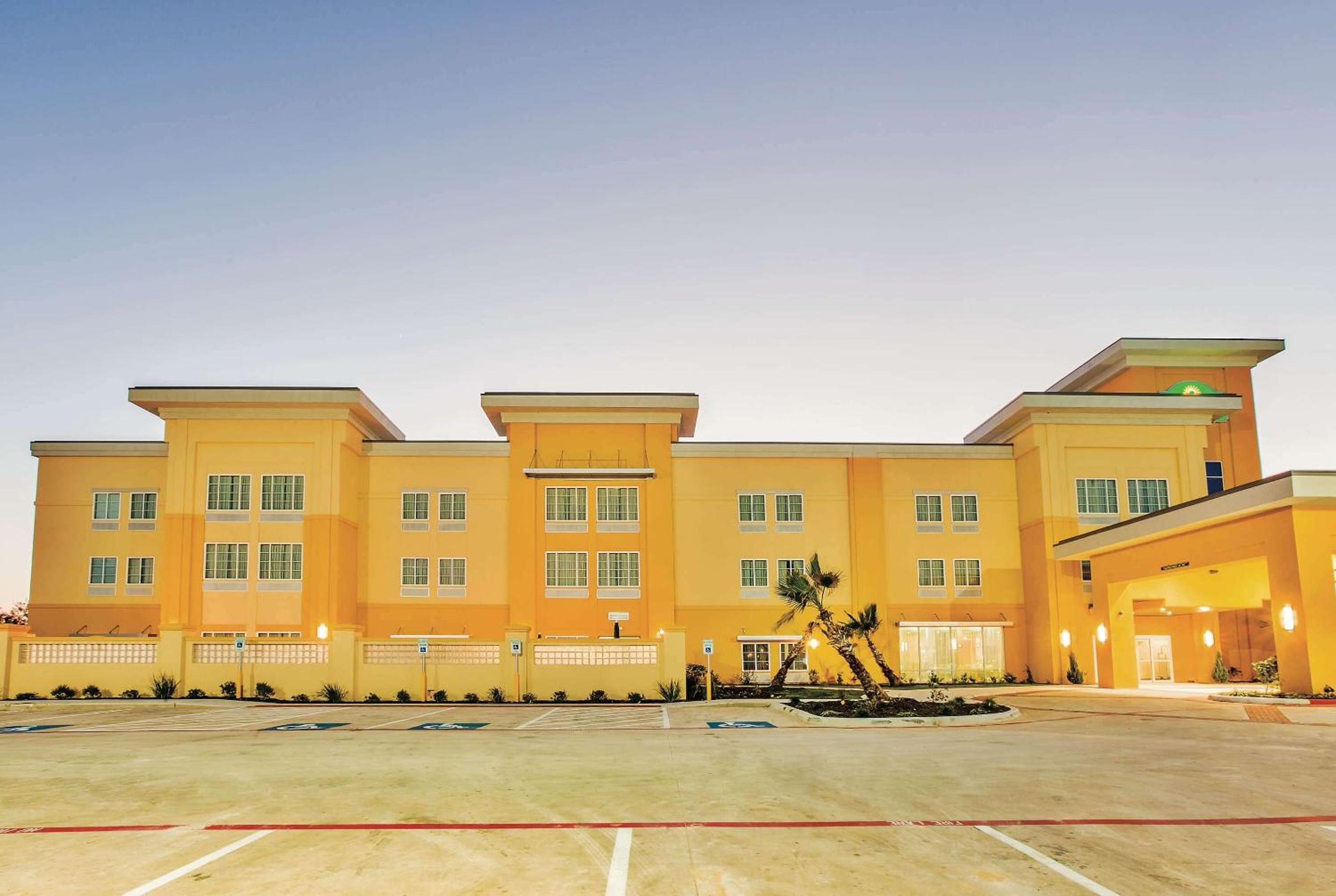 La Quinta by Wyndham Cotulla
