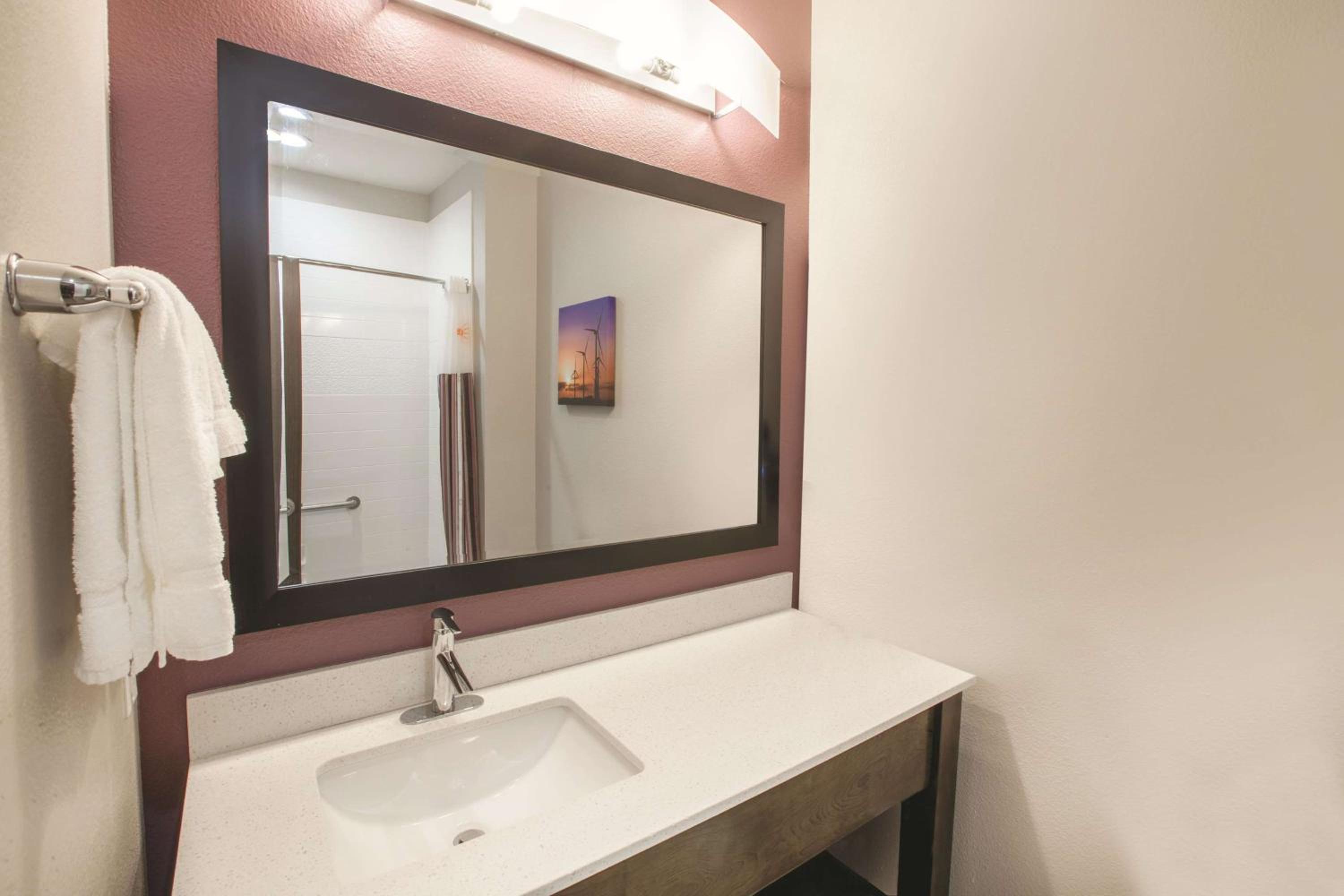 La Quinta by Wyndham San Marcos Outlet Mall - Property Image 29