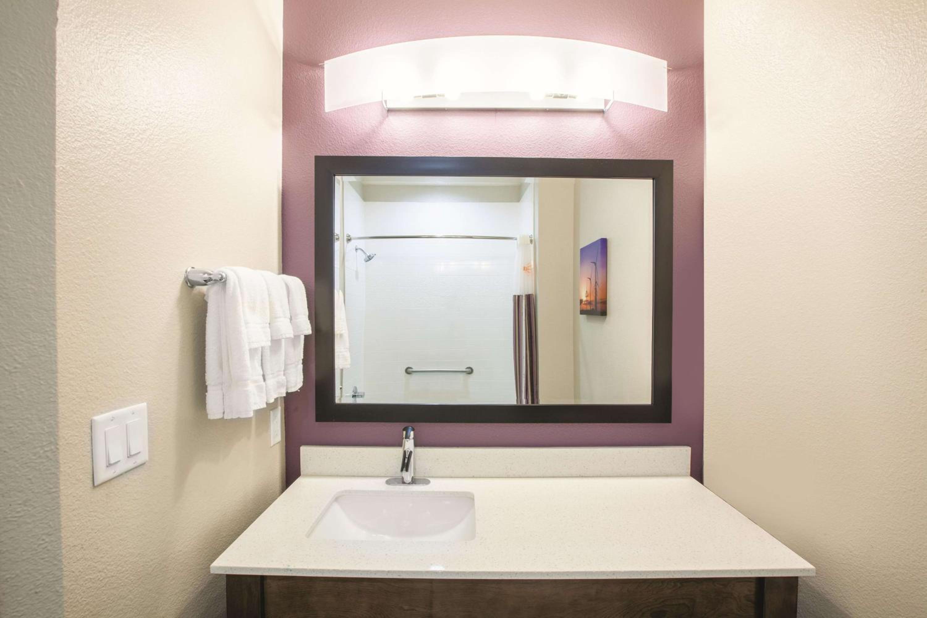 La Quinta by Wyndham San Marcos Outlet Mall - Property Image 27