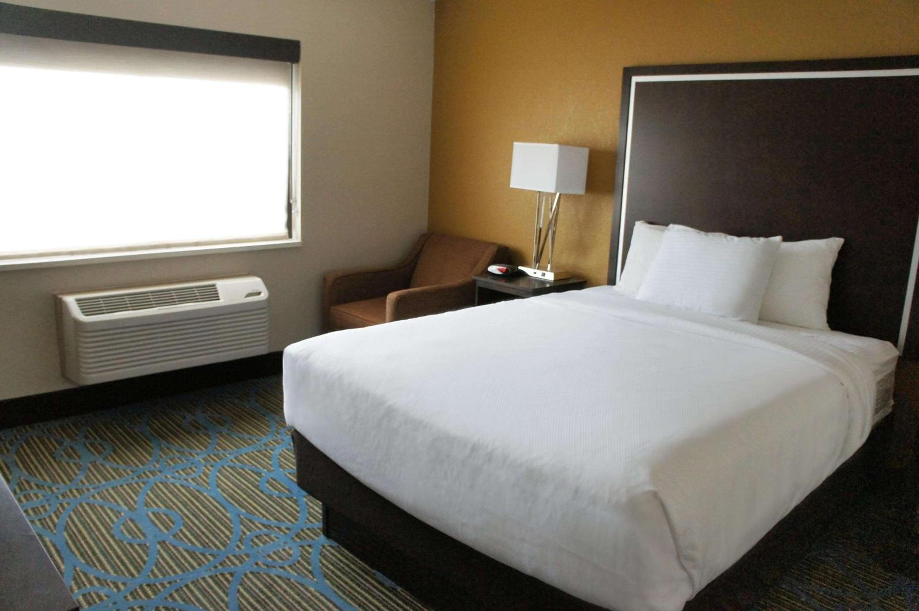 Emporia Vacations - La Quinta by Wyndham Emporia - Property Image 12