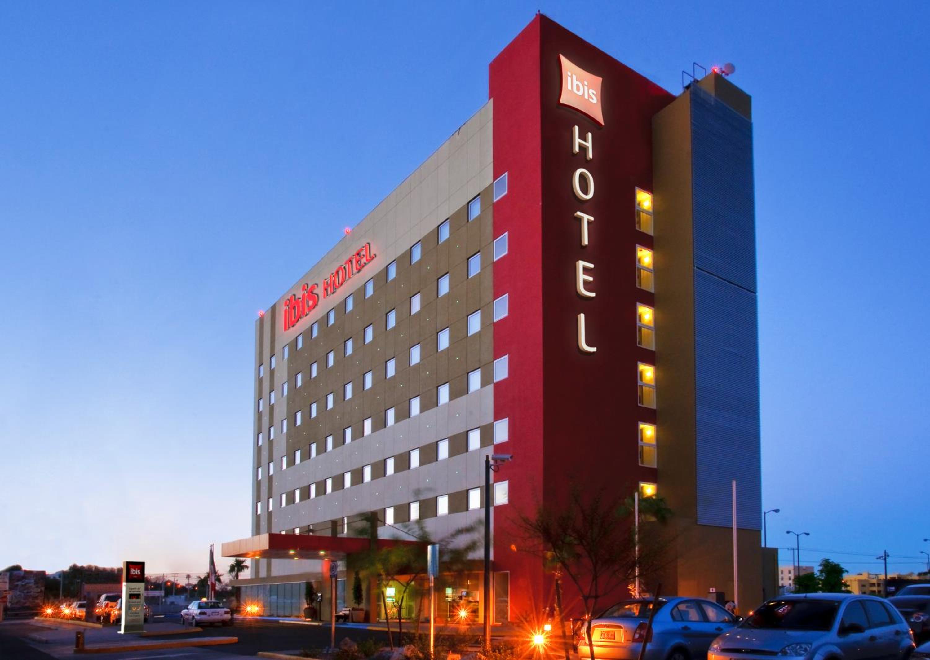 Hotel Ibis Hermosillo - Image 1