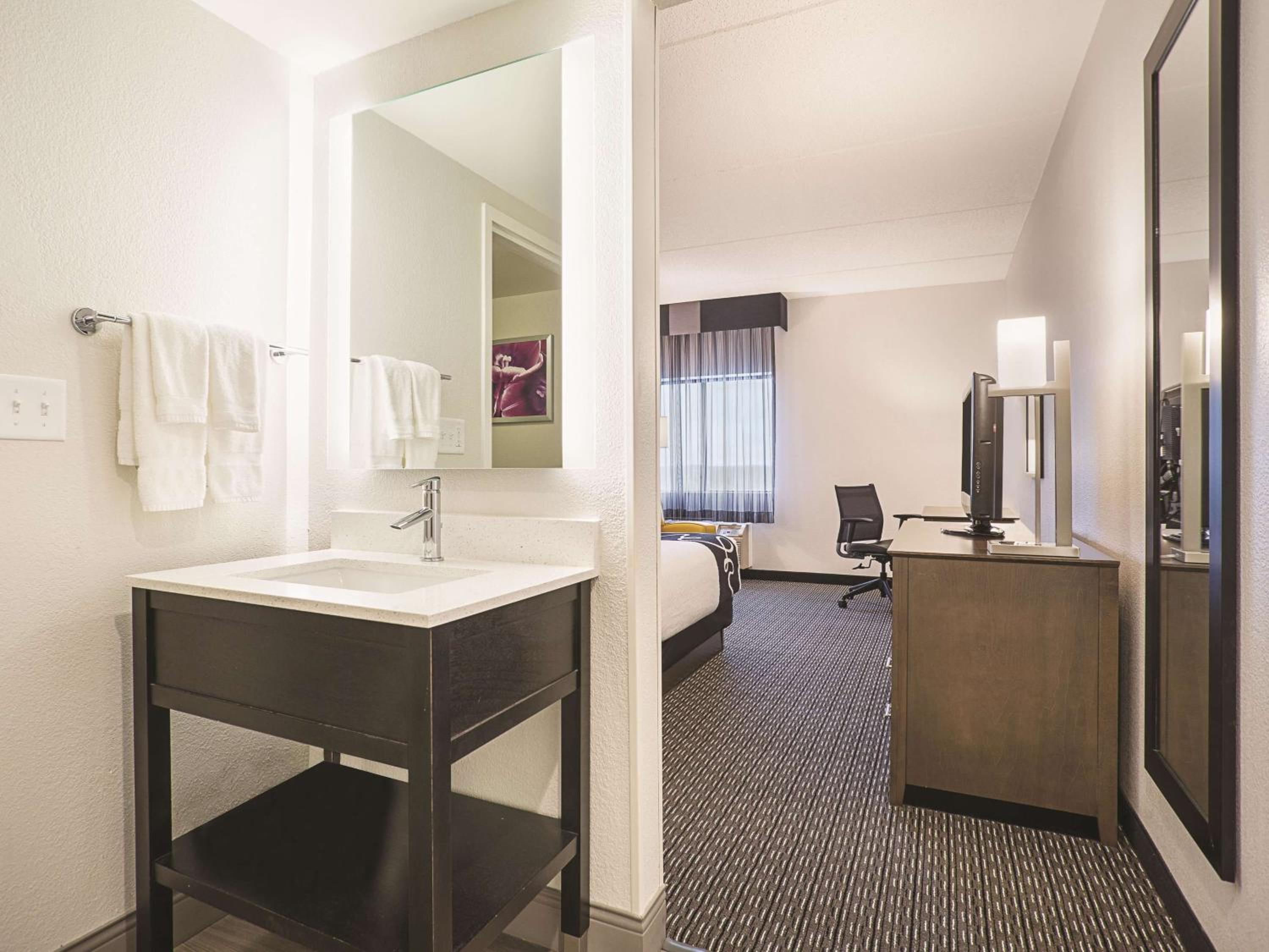 La Quinta by Wyndham Baltimore BWI Airport - Property Image 60