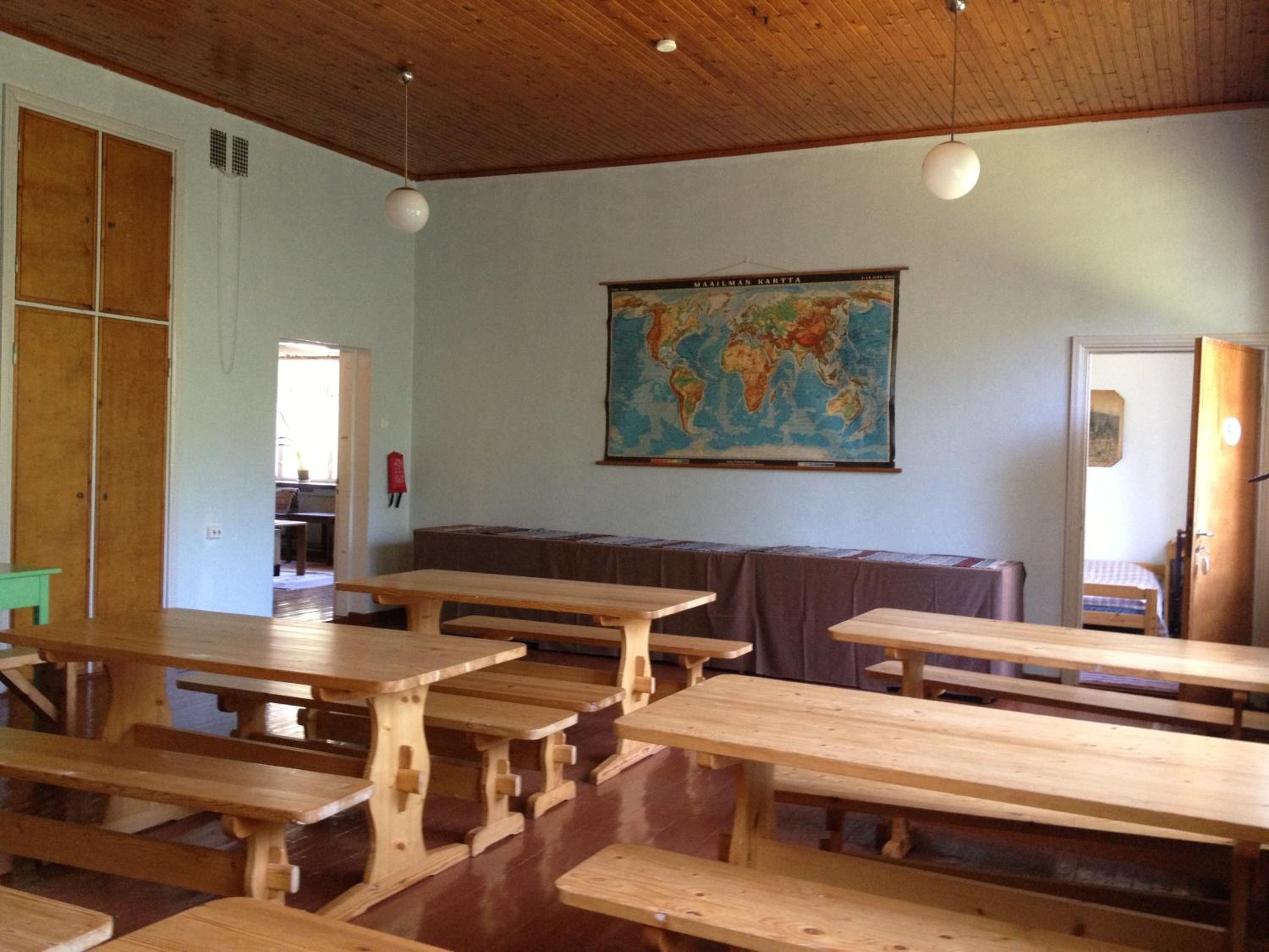 Vanhan Koulun Majatalo-Old School Guest House