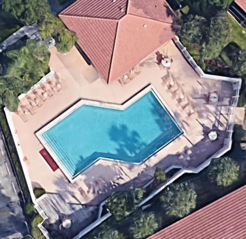 PGA National Resort Golf Villa - Luxurious Two Bedroom First Floor Water View - Property Image 14