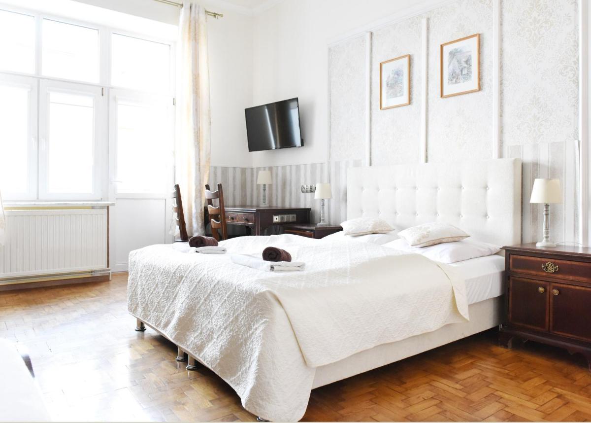 Apartament City, Clock, photo 19