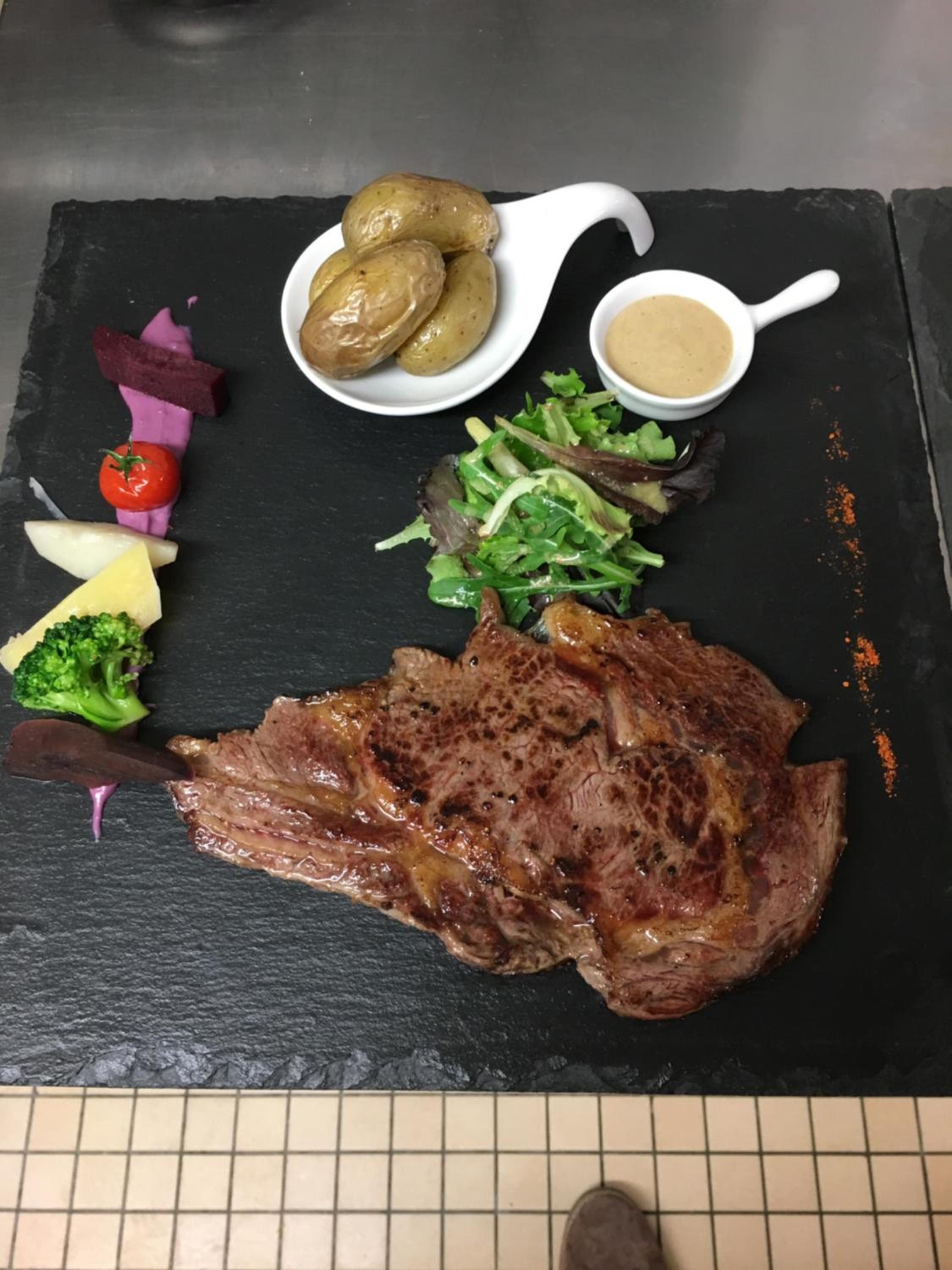 restaurant
