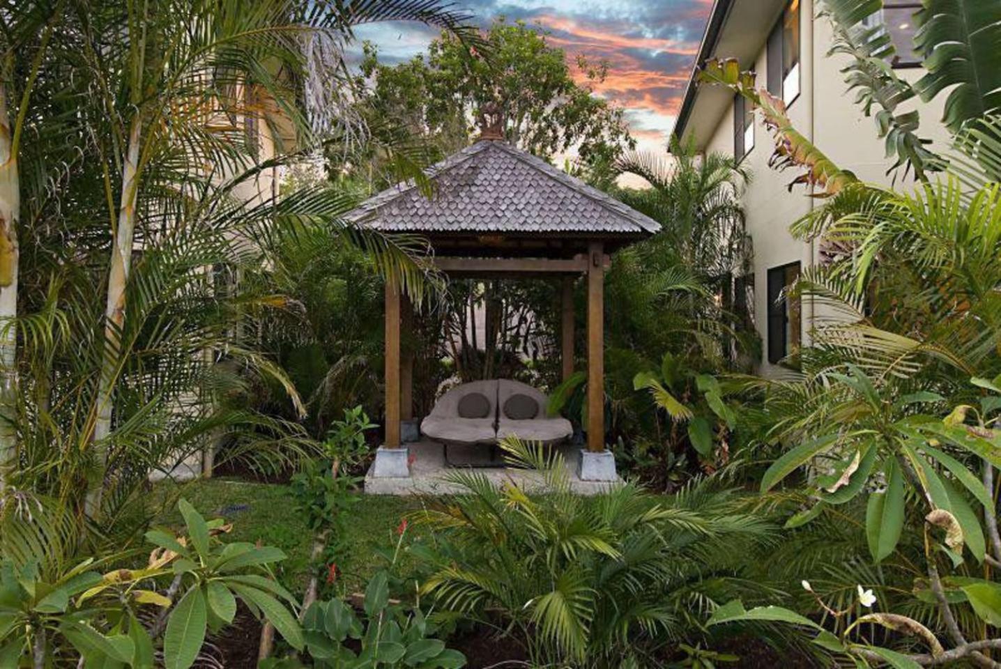 Mariposa Beach House