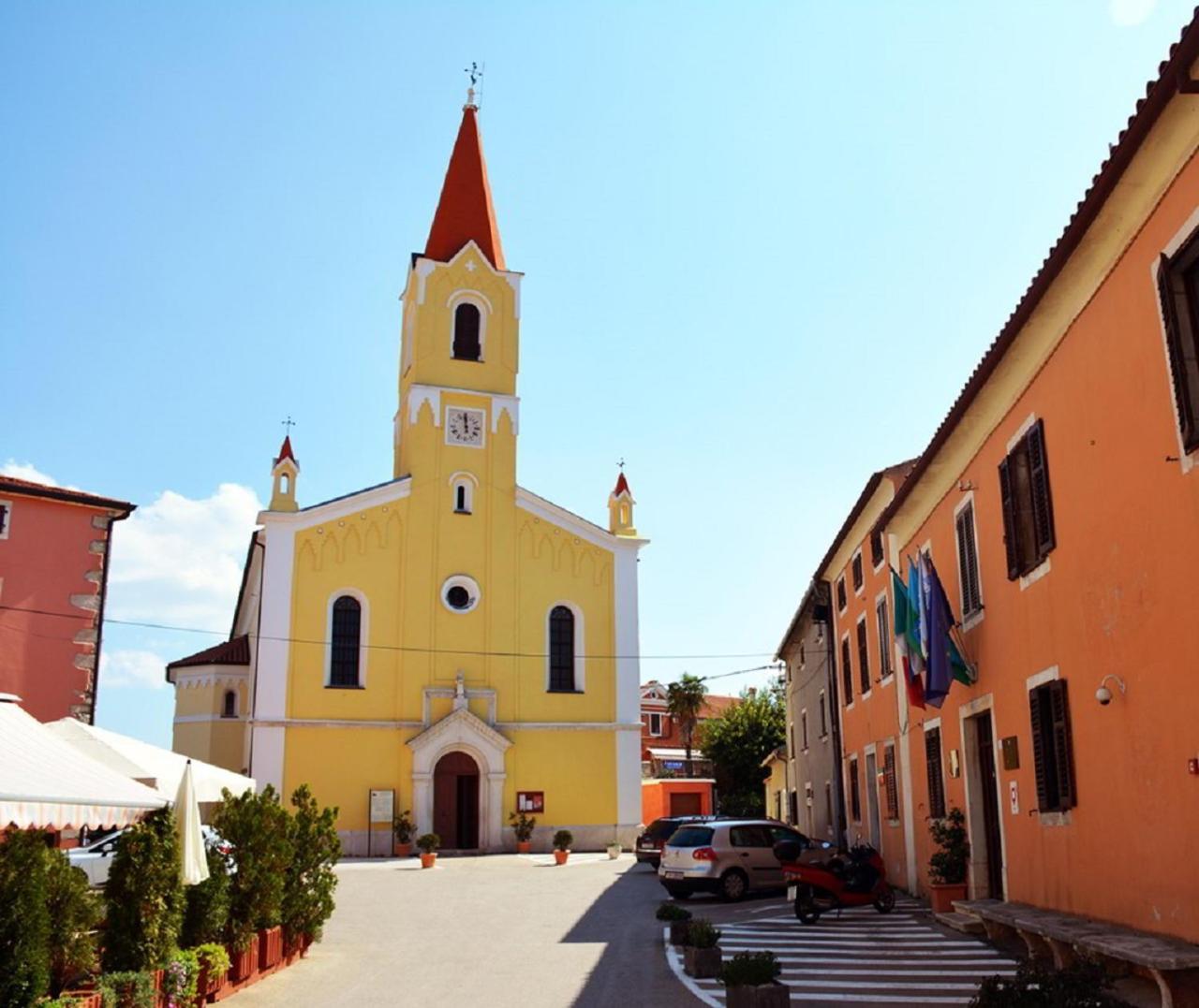 Photo 47