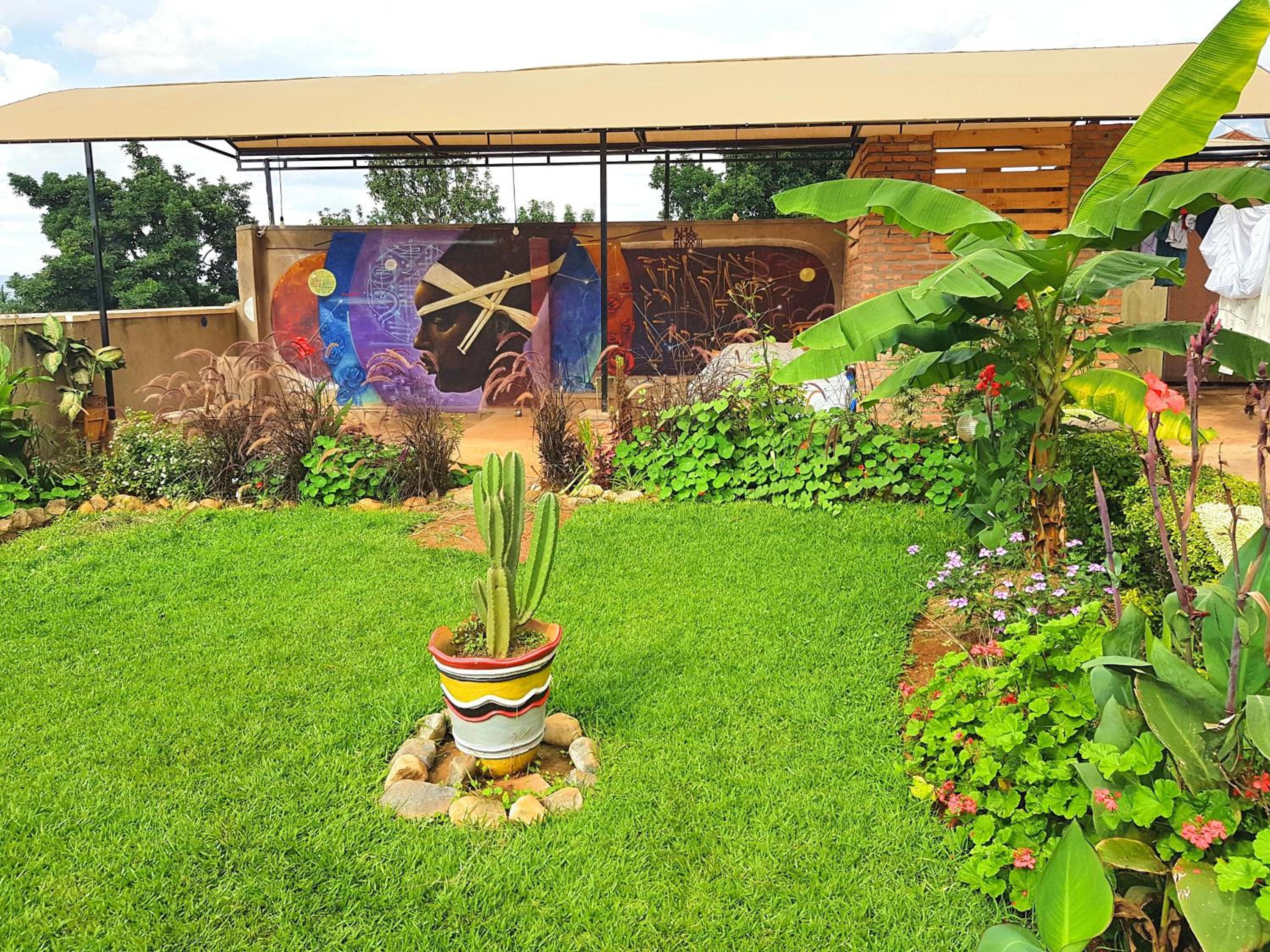 Yambi Guesthouse