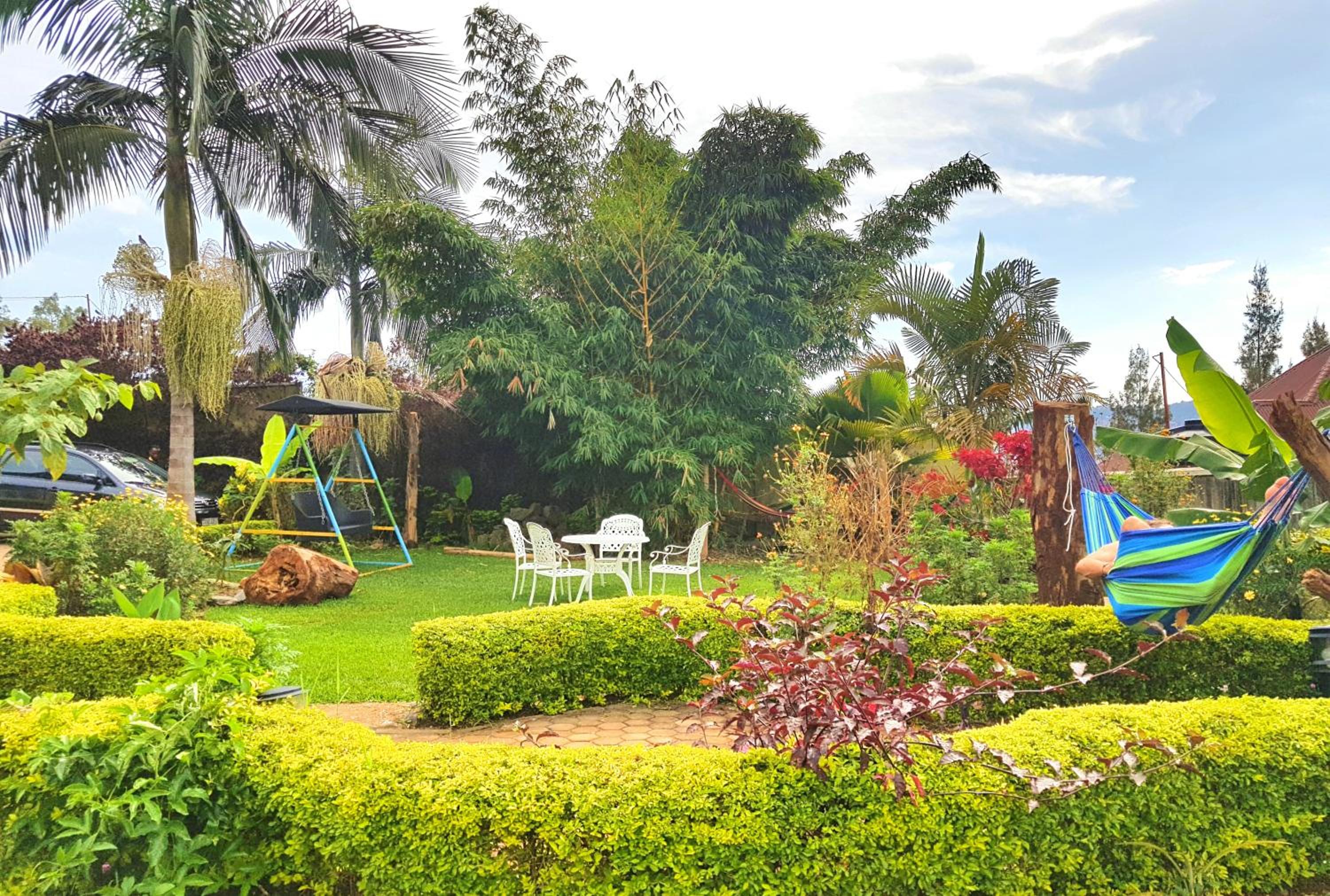 Yambi Guesthouse