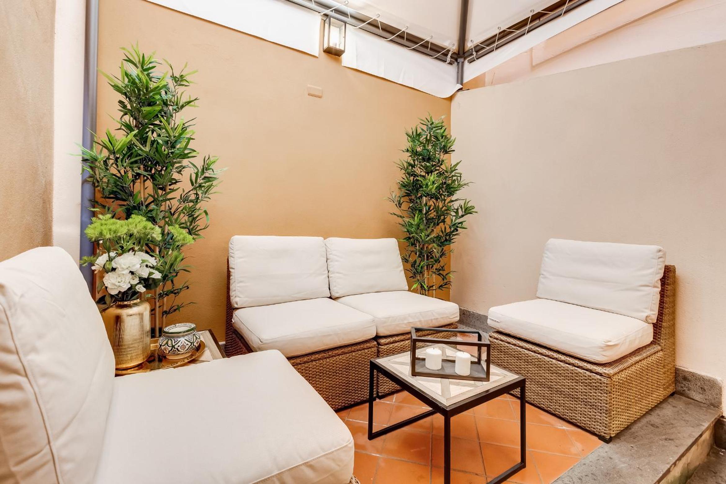Trevi Chic House
