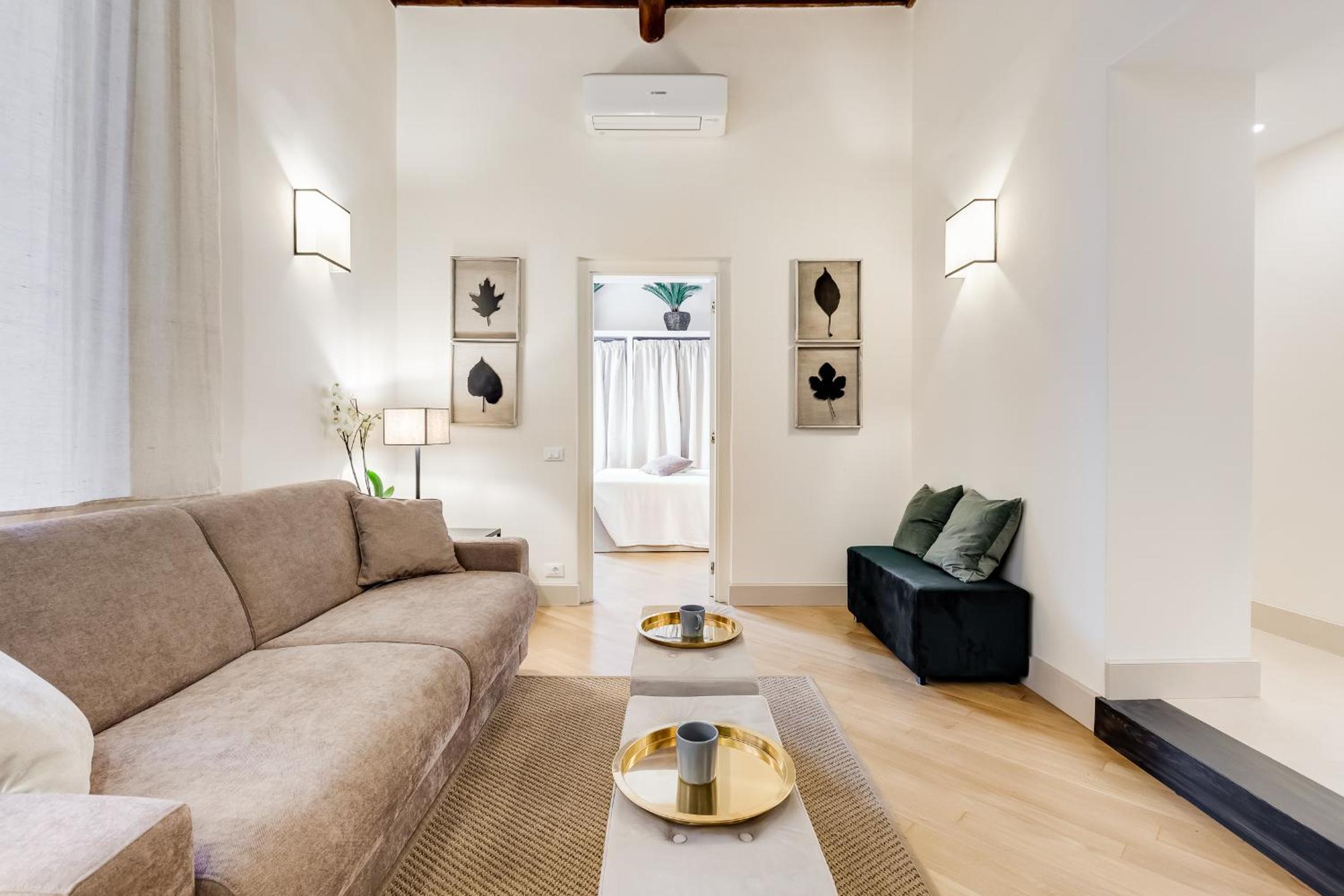 Trevi Chic House