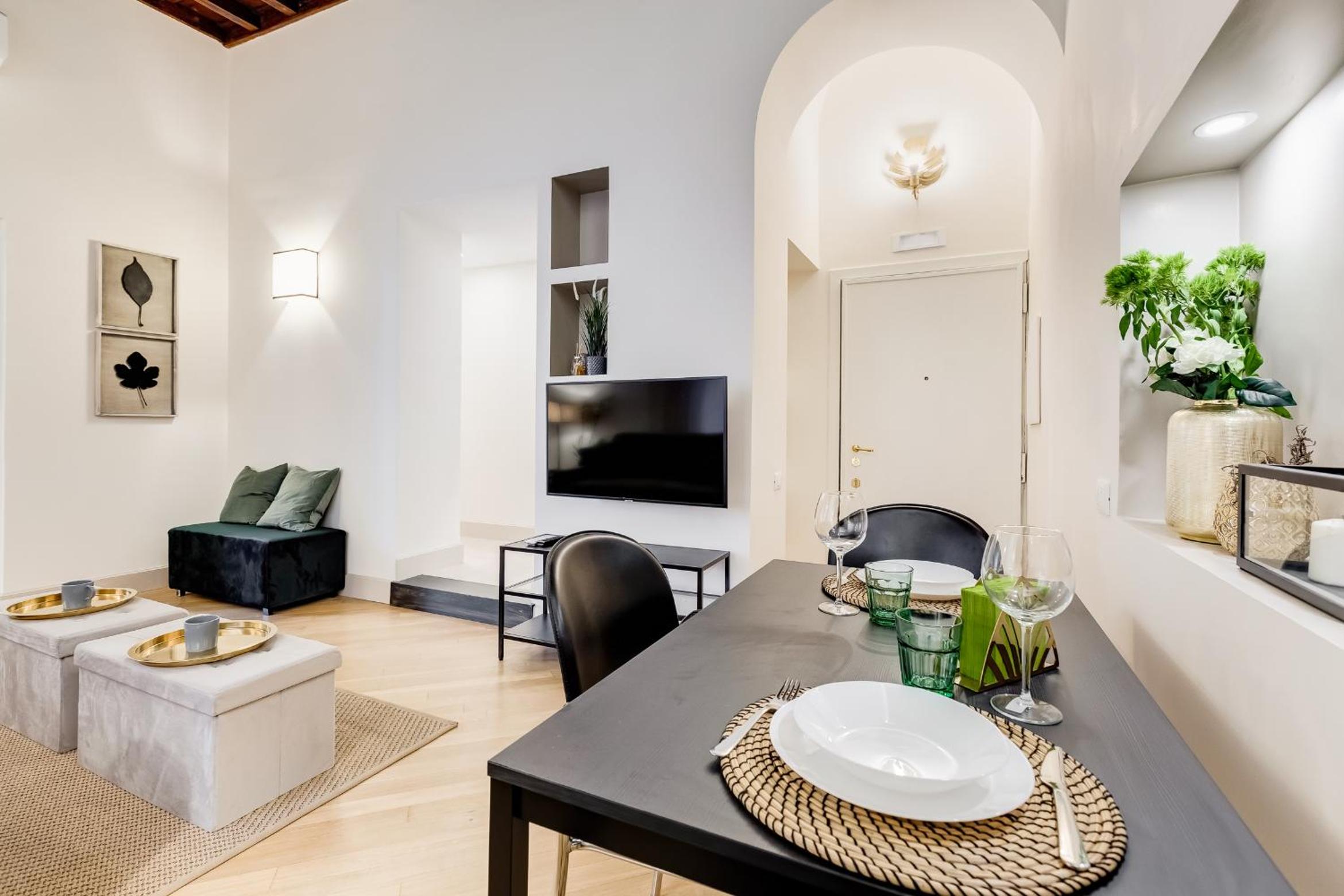 Trevi Chic House