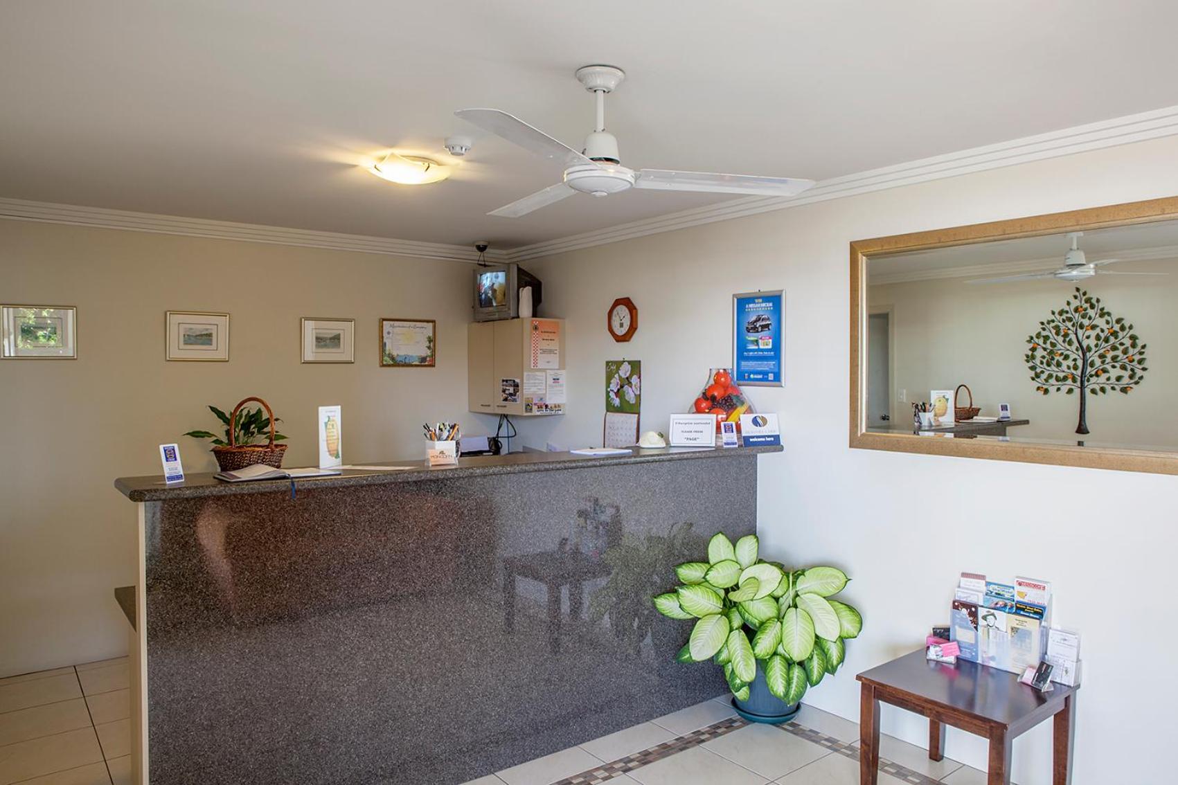 Mandarin Motel
