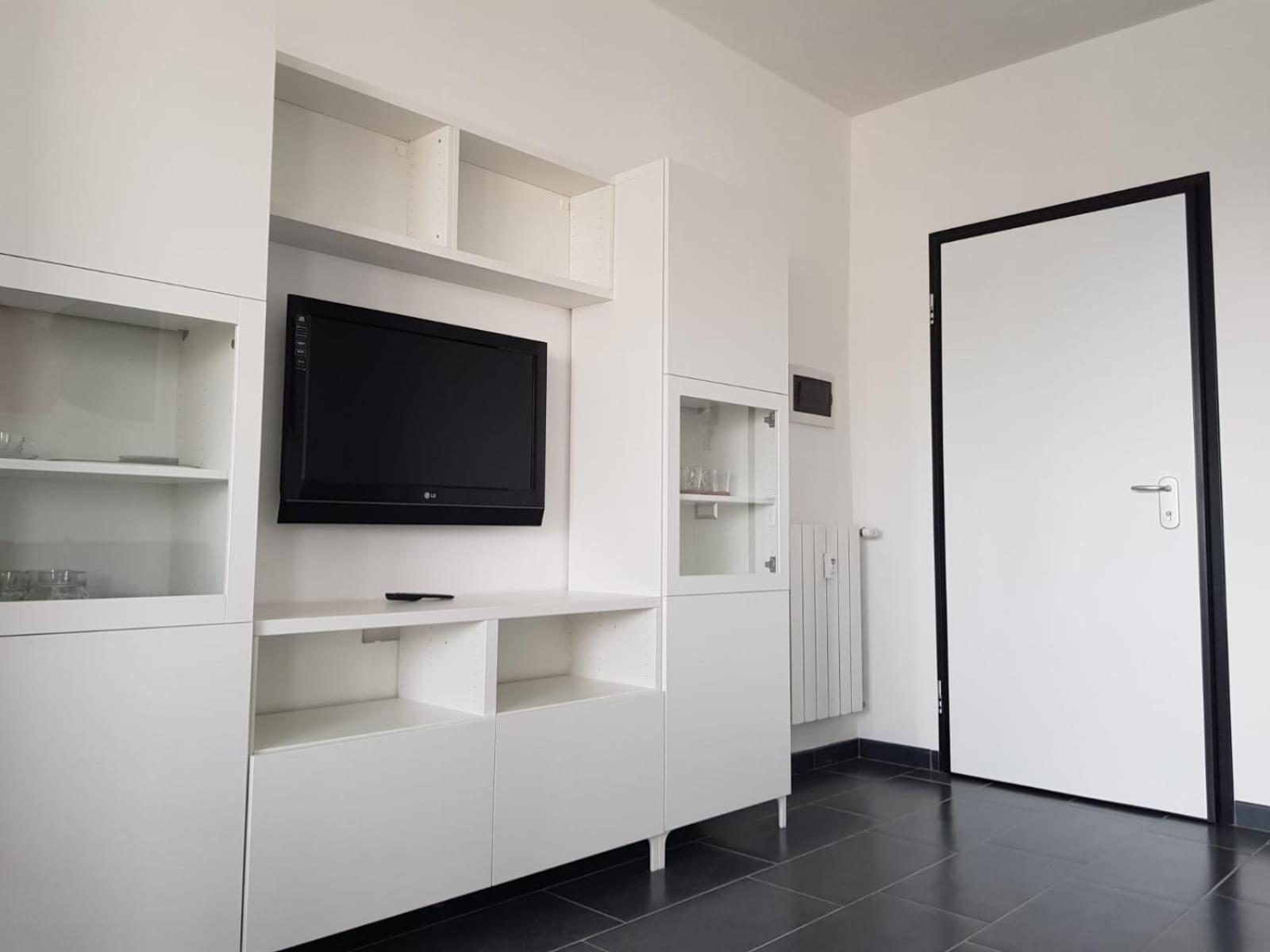 Nomentana White Apartments