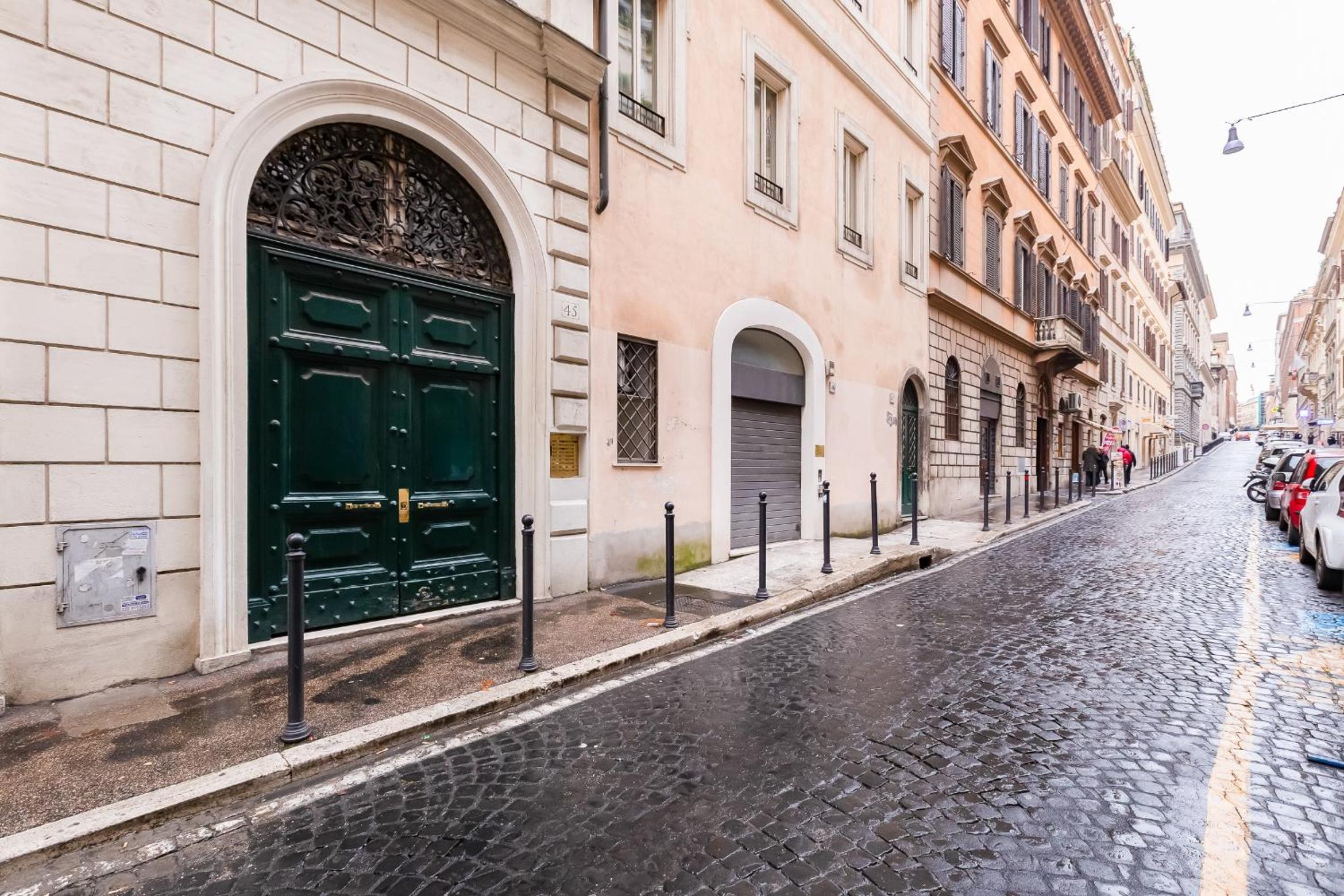 Trevi Chic House