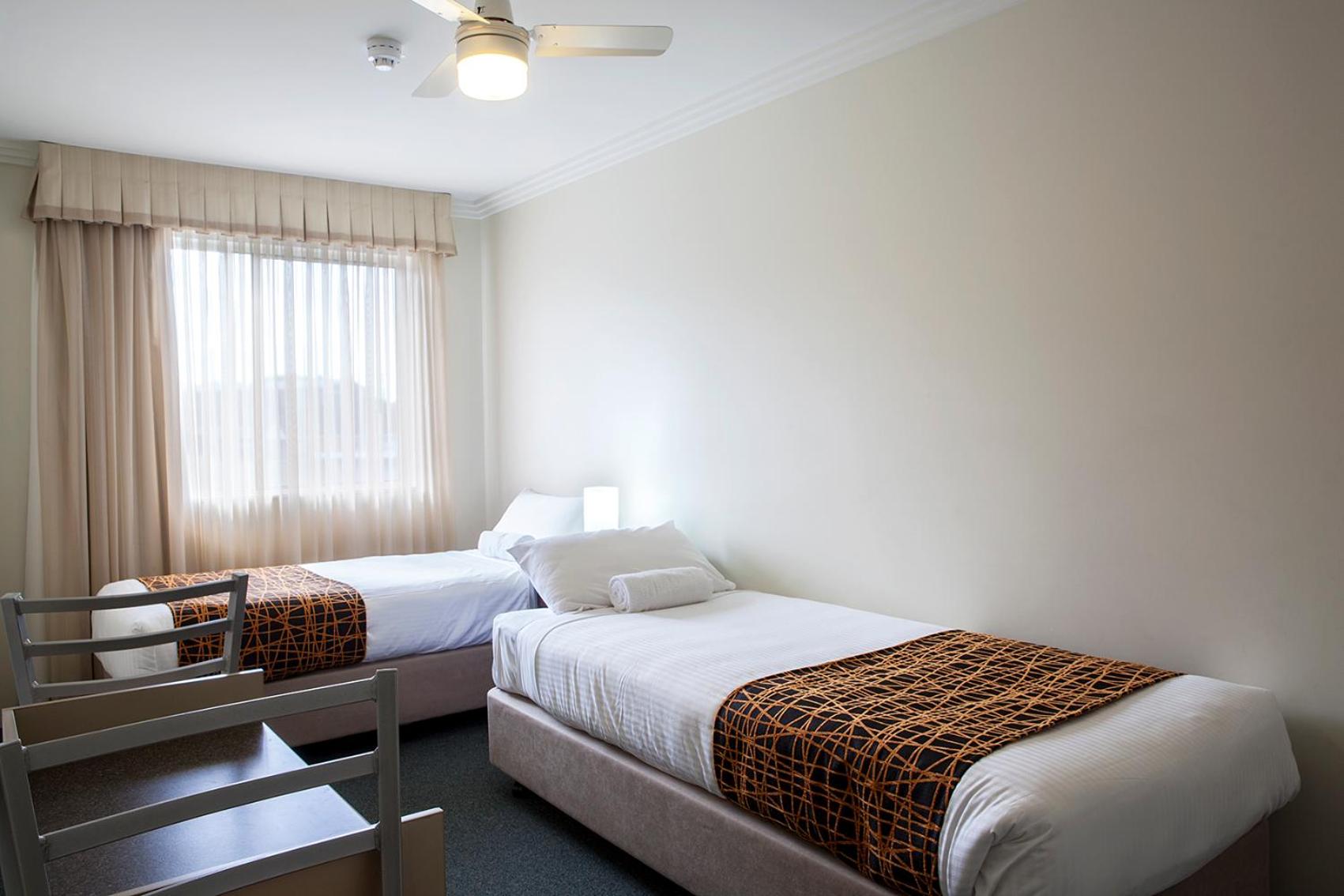 Mandarin Motel