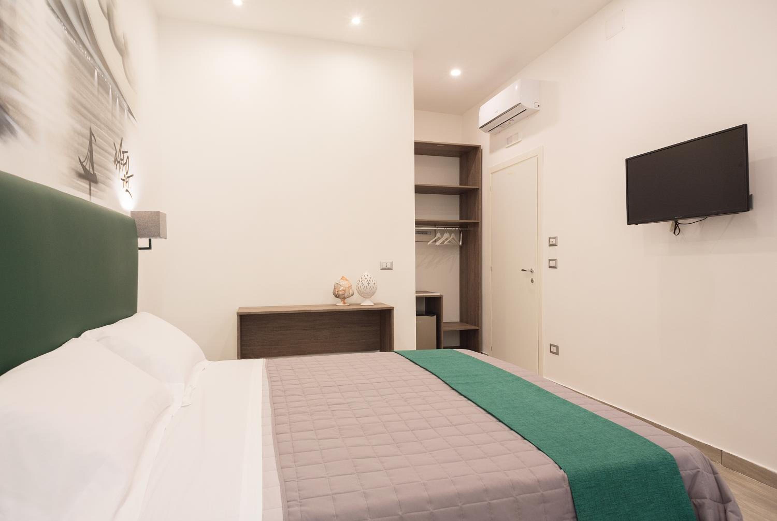 B&B Toledo one