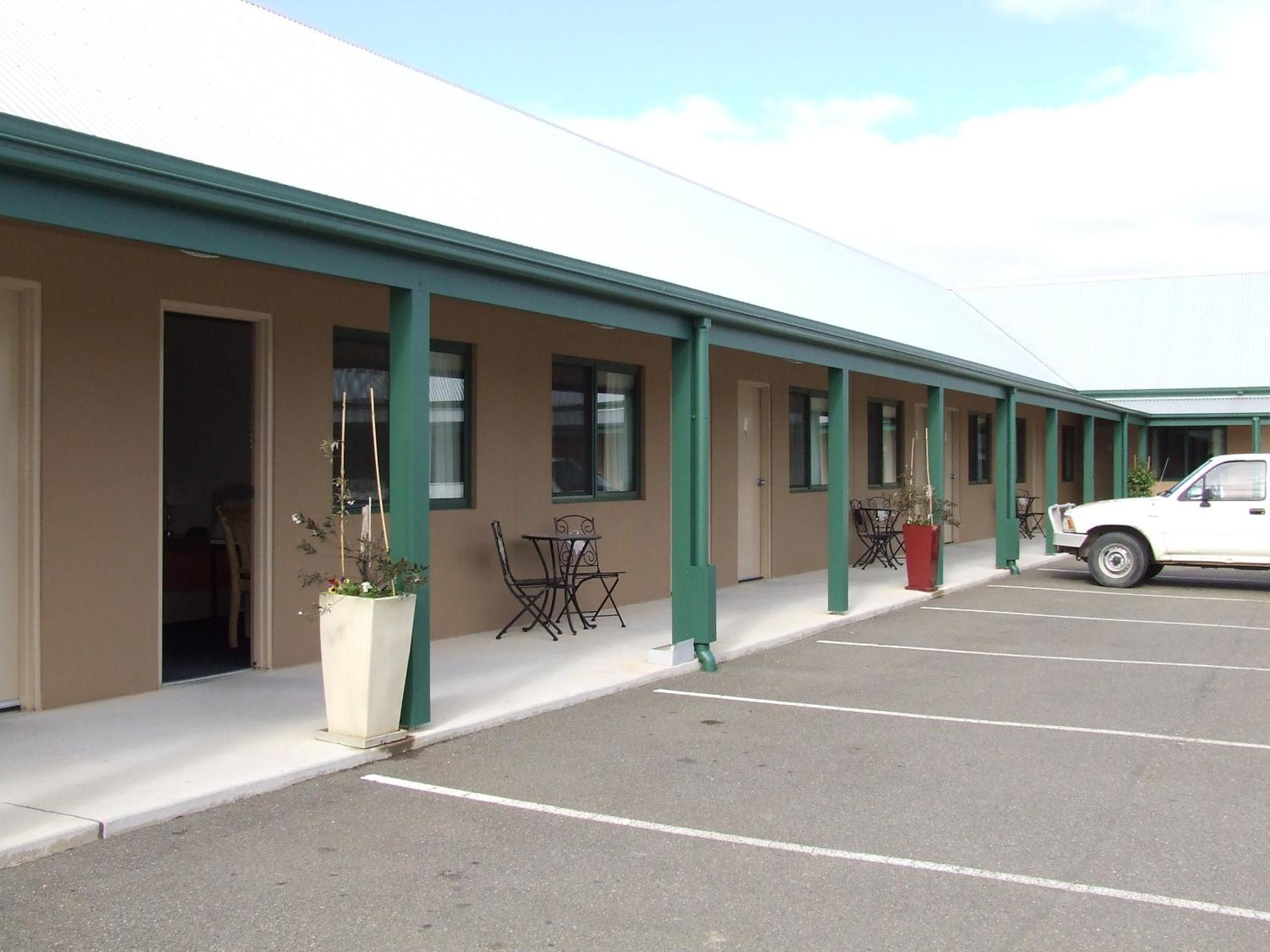 The Bakehouse Motel