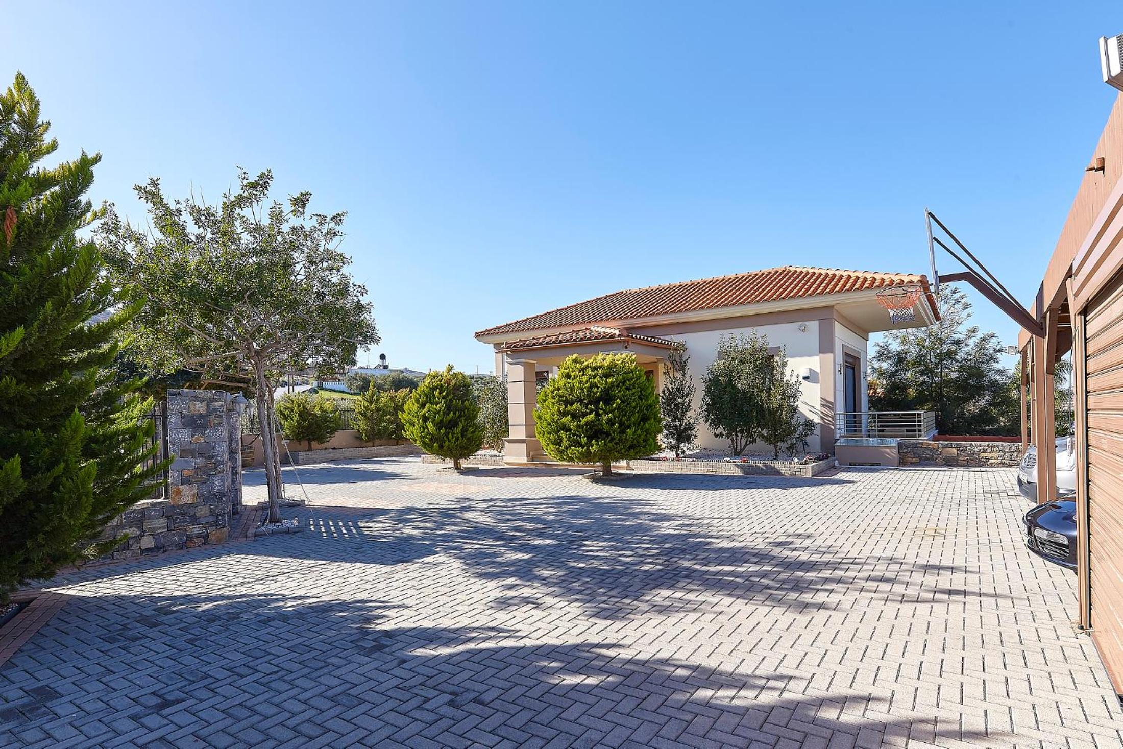 Villa Thea