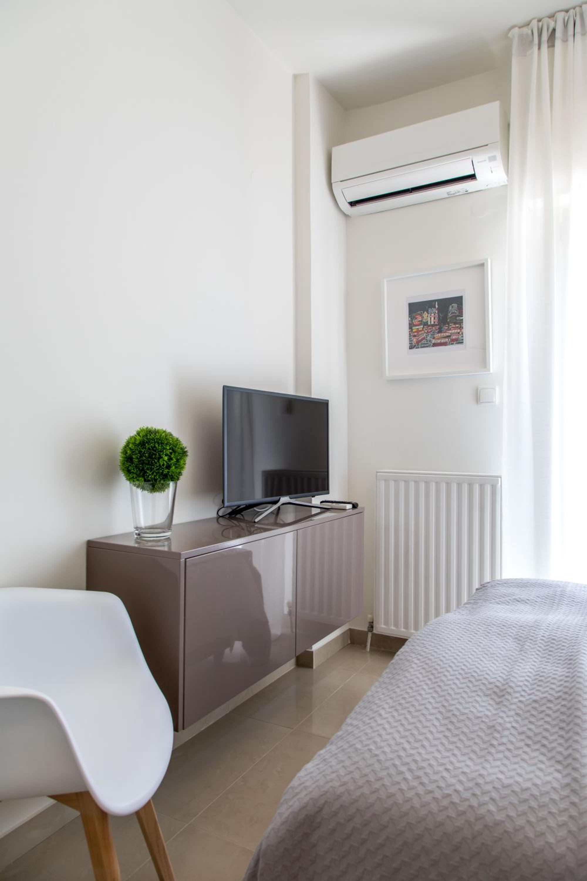 The Modern Suite view 5