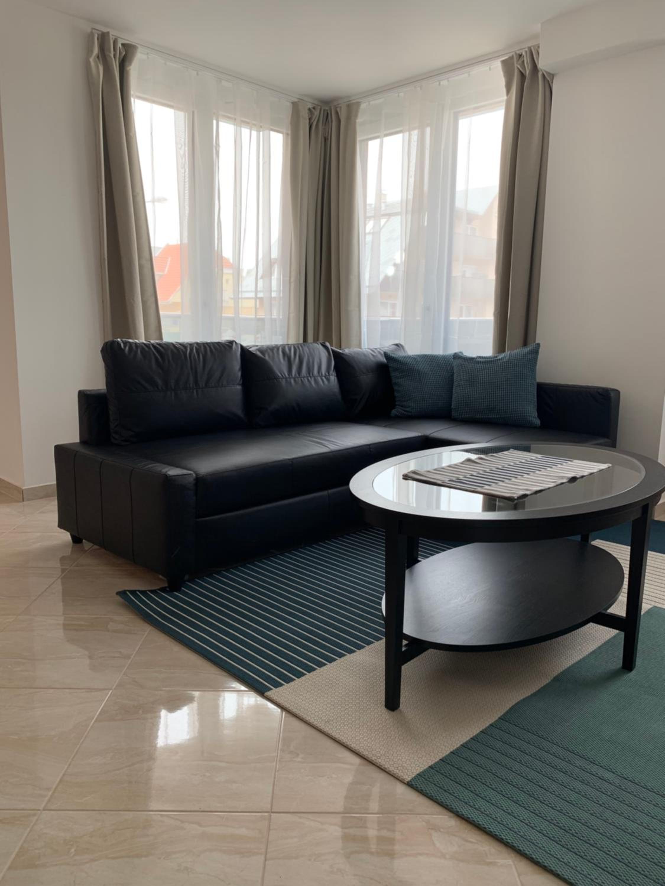 H Central Apartment