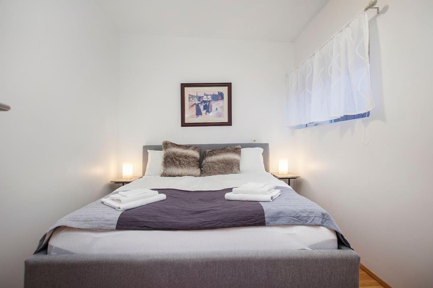 Cozy 3 bedroom house near the Blue lagoon view 2