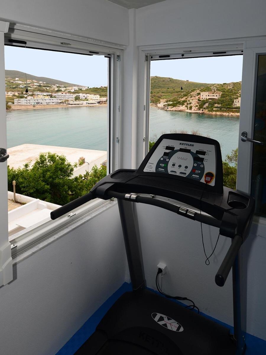 Deck1Syros Premium Apartments, apartamento en Vari