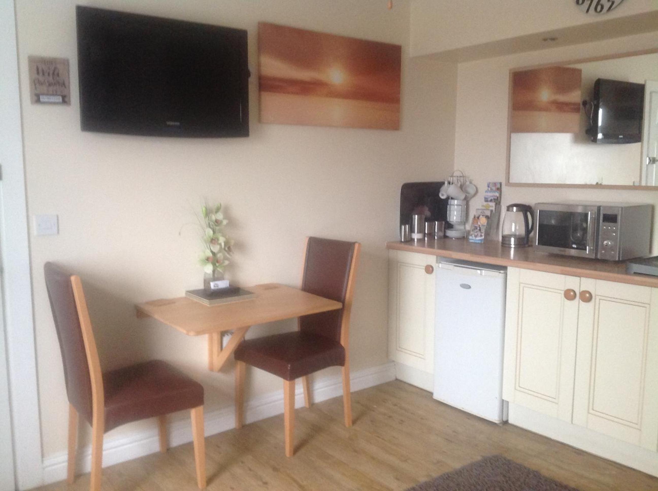 Crossways Tavern view 5