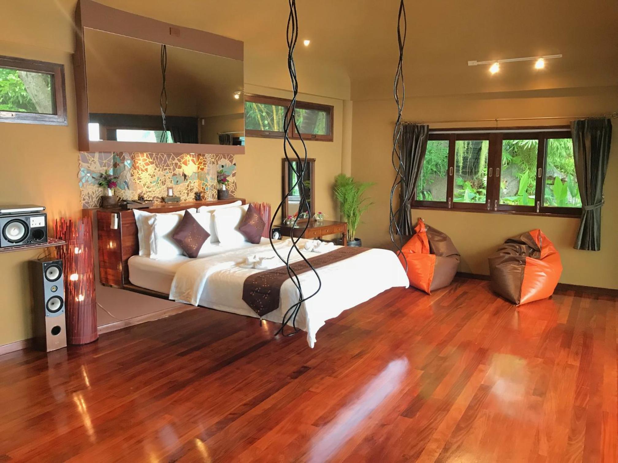 Monkey Flower Villas