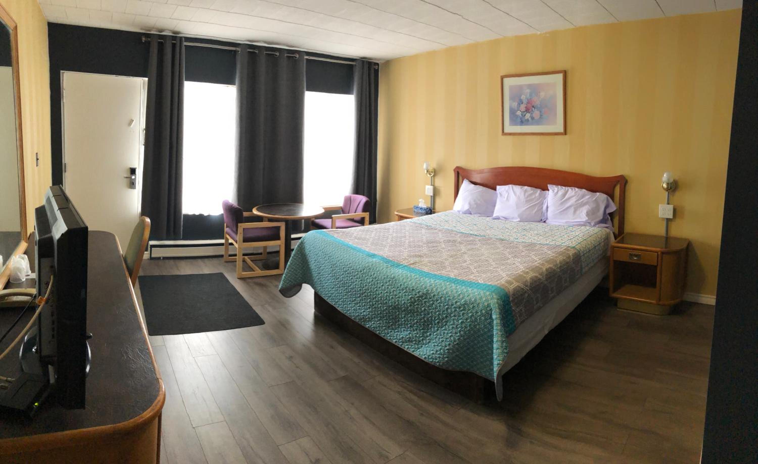 Advance Inn-3