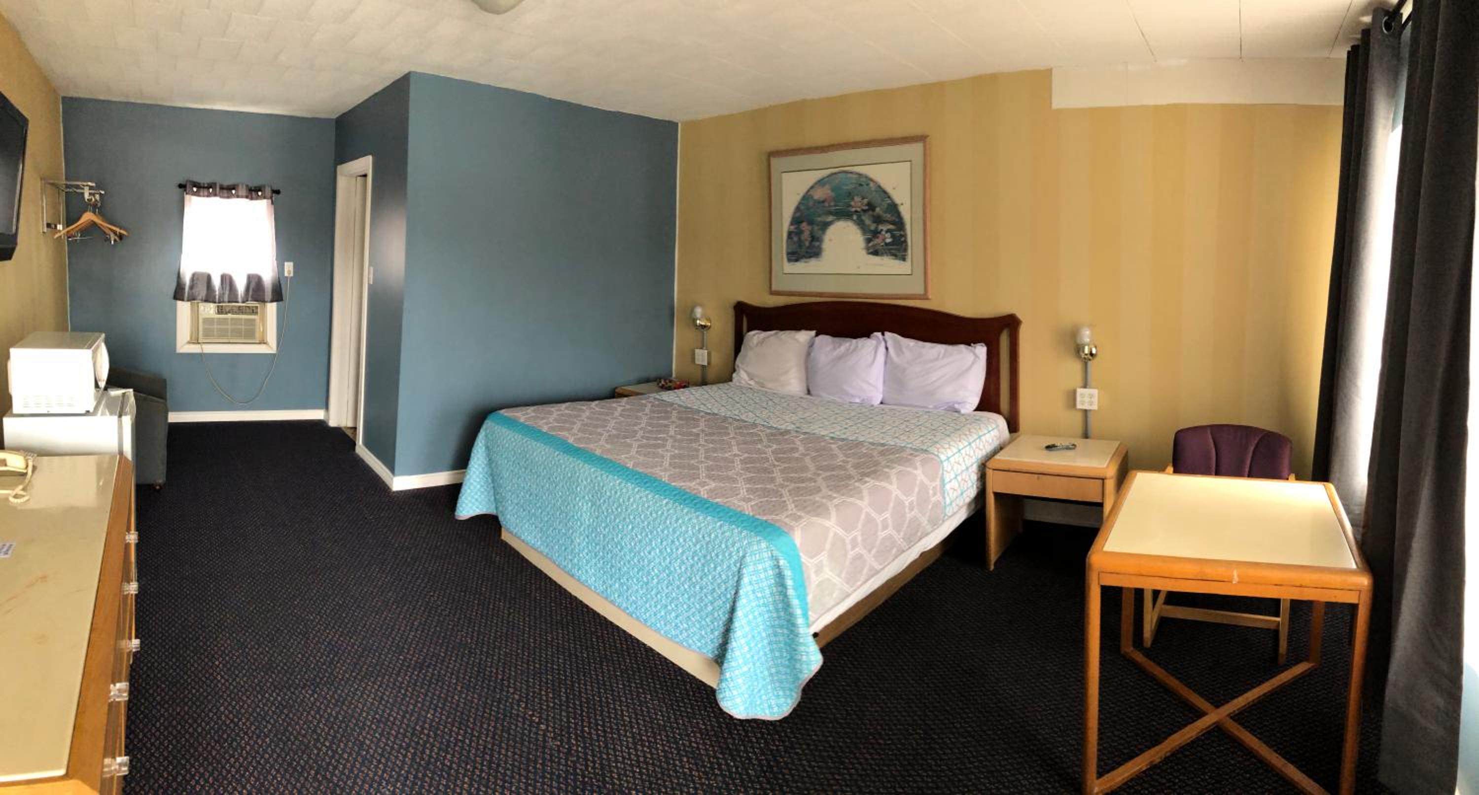 Advance Inn