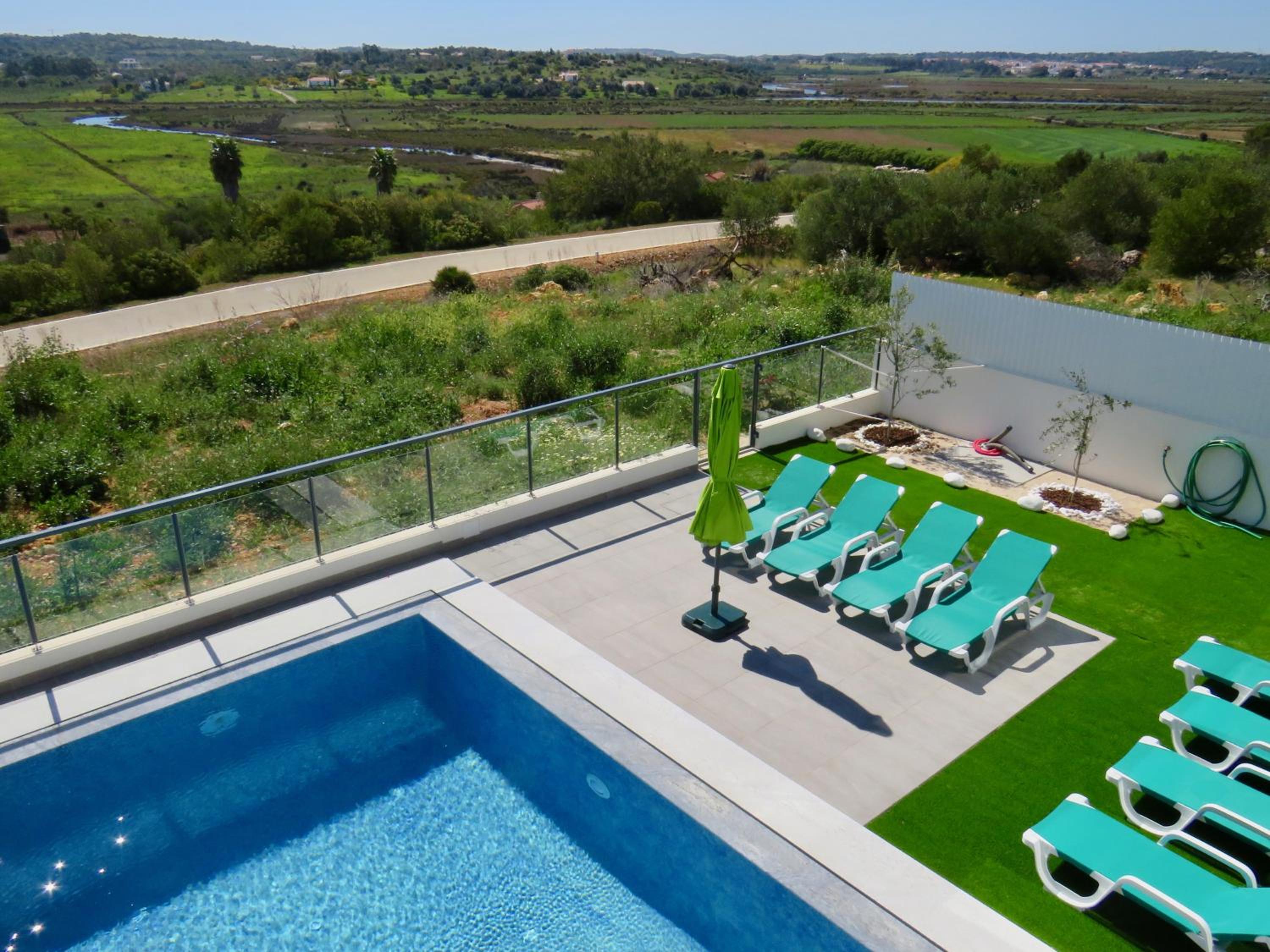 Villa Ria Alvor- Swimming pool & Jacuzzi
