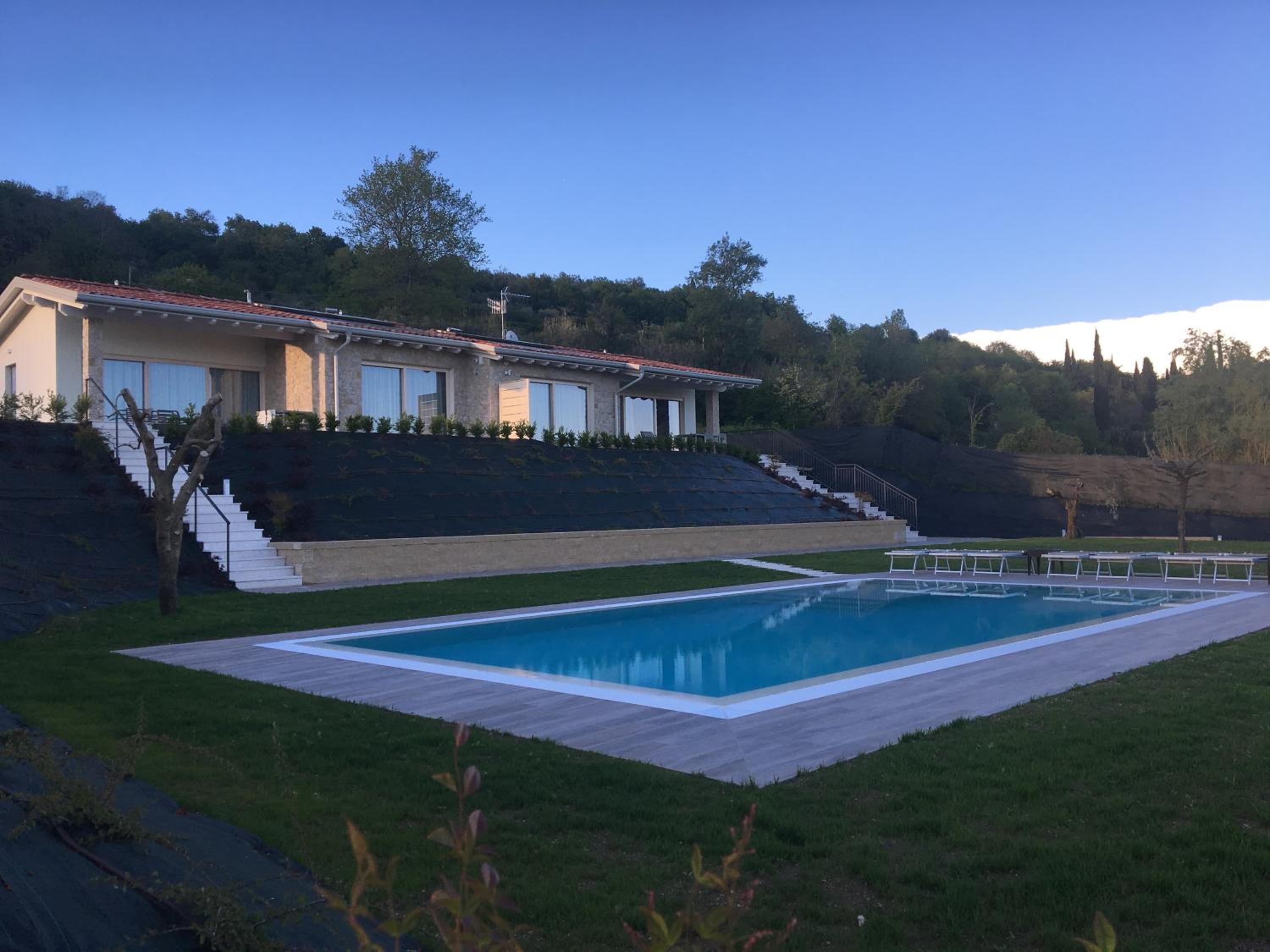 Villa Brusadela Suites Garda view 3