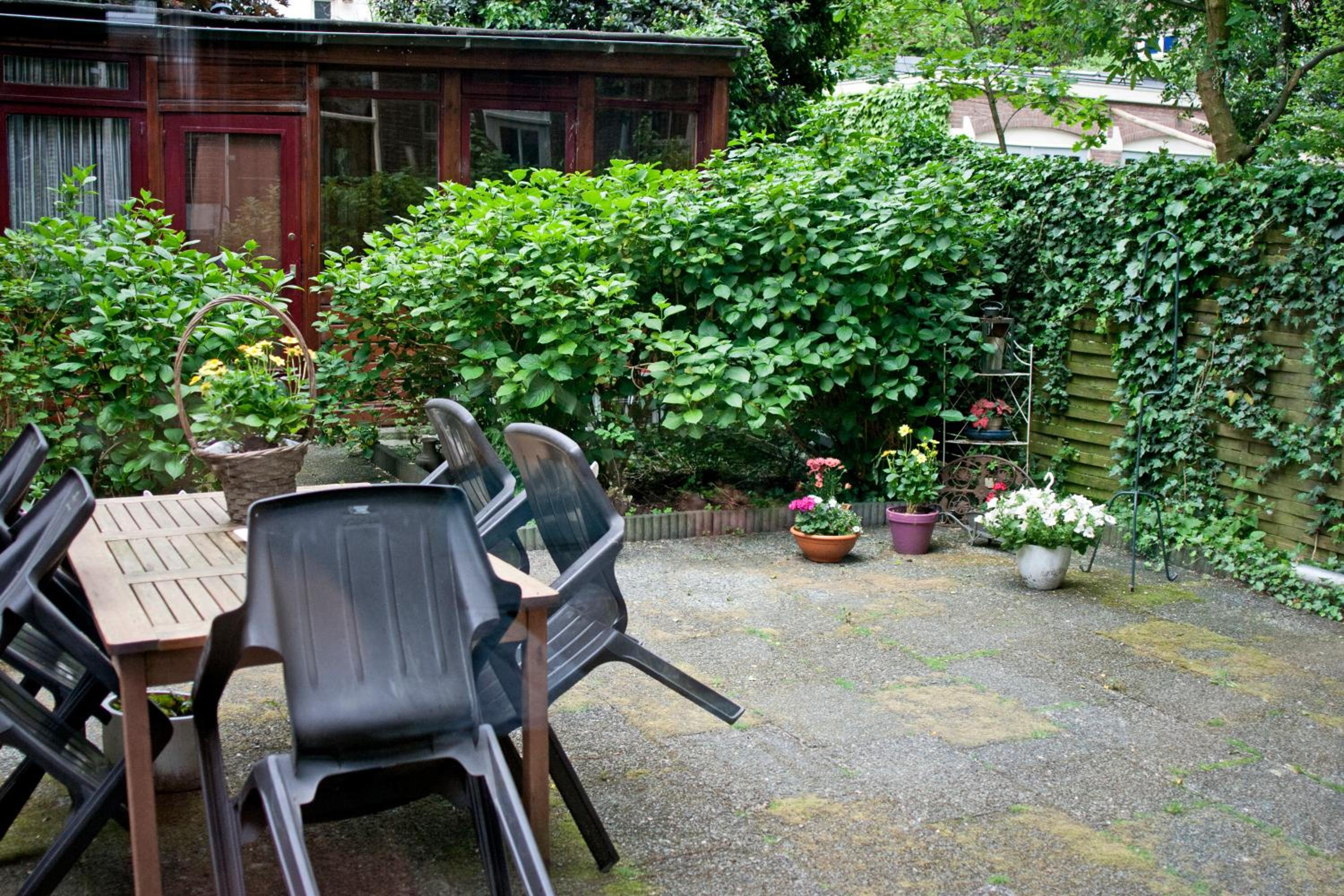 outdoor BBQ area