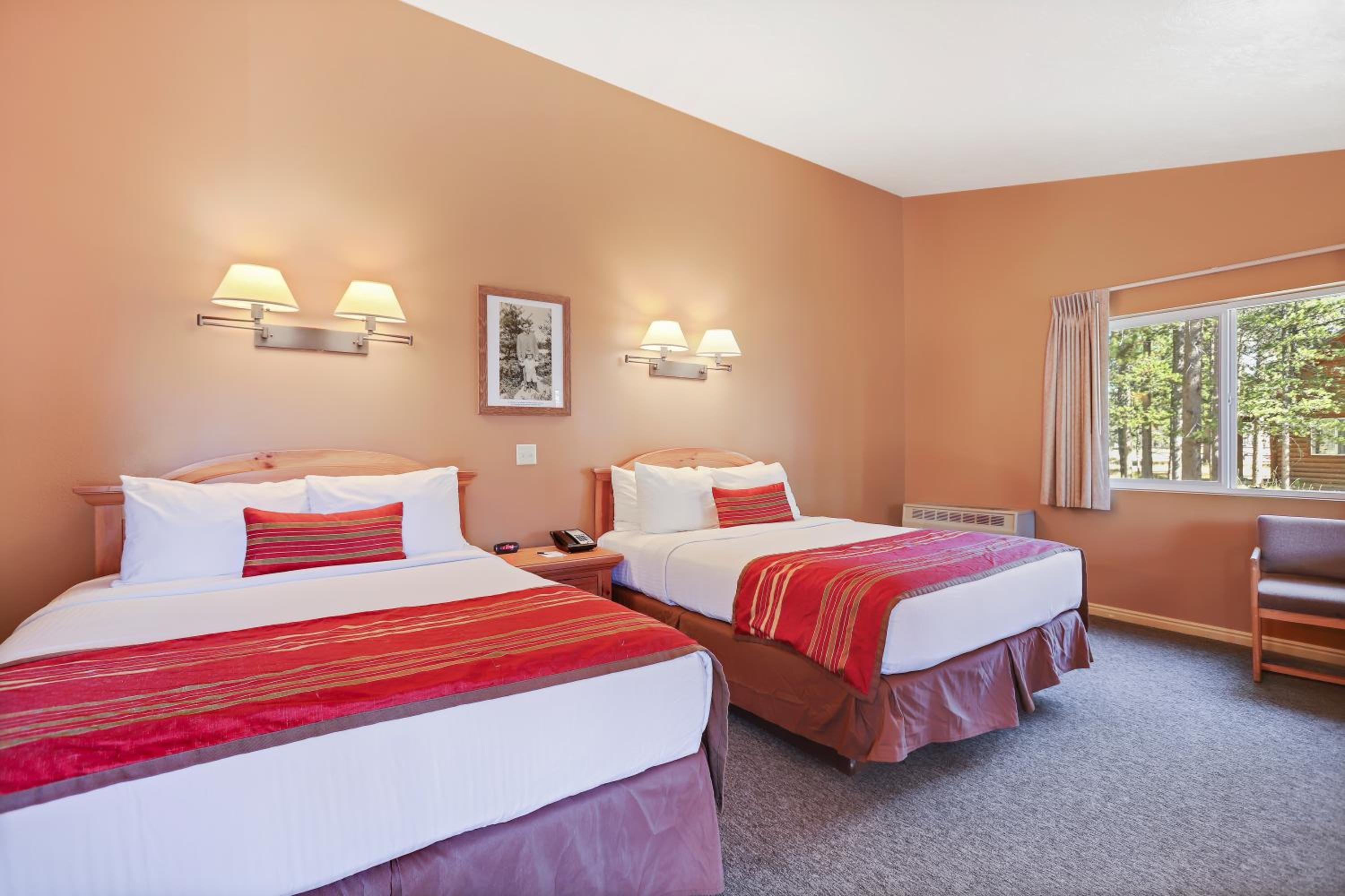 Moran Vacations - Headwaters Lodge  Cabins at Flagg Ranch - Property Image 34