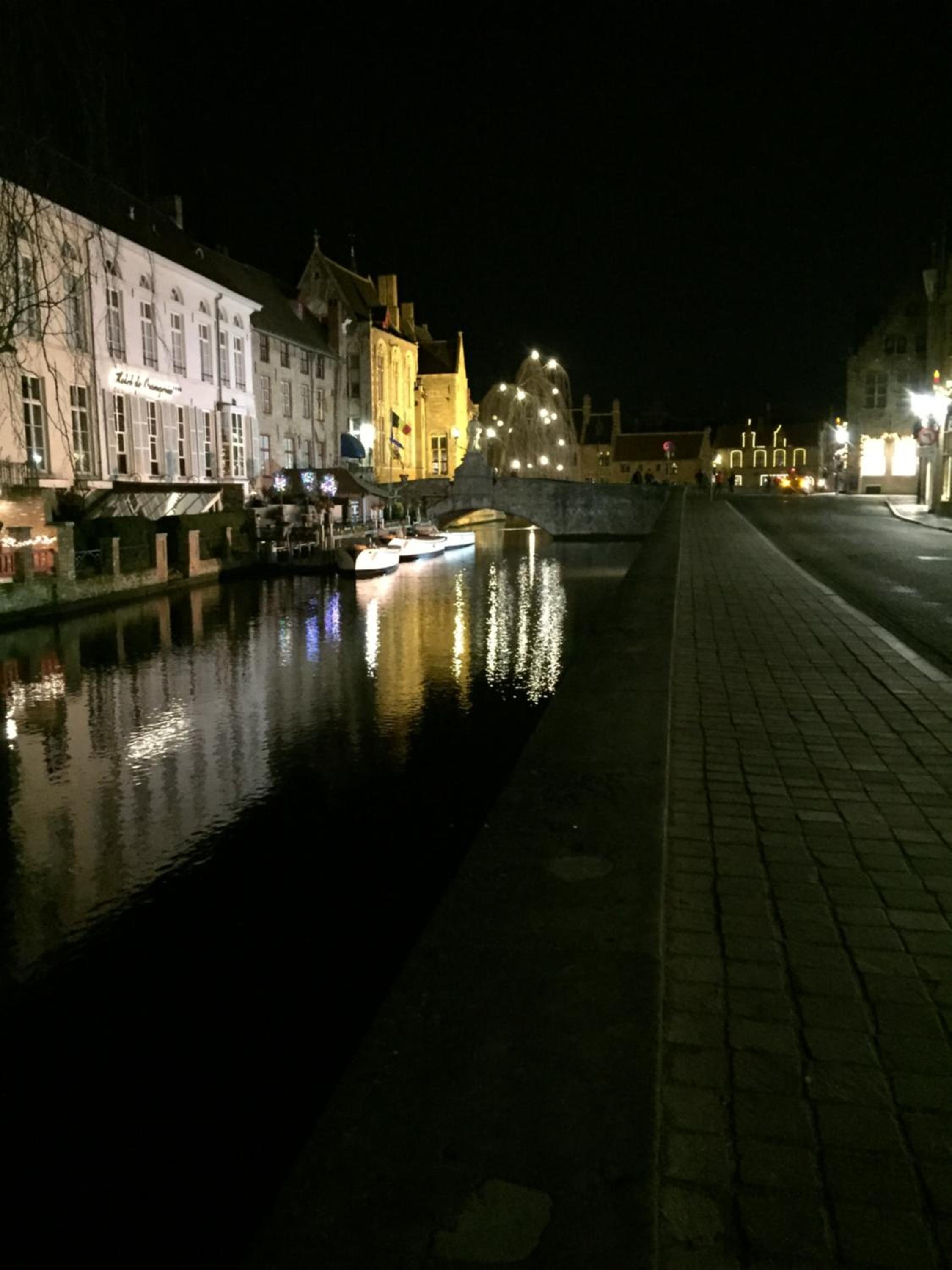 Photo 32