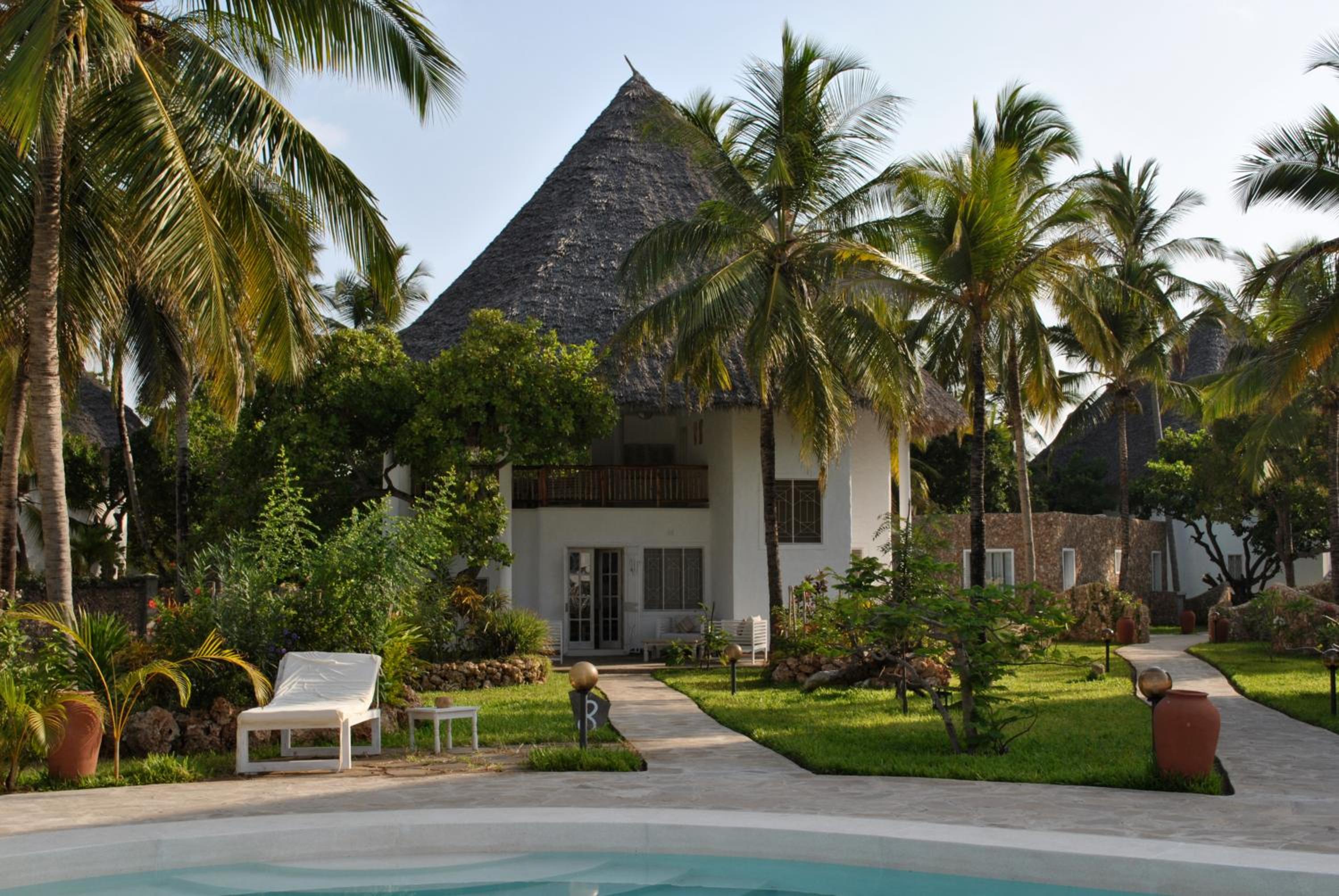 Kola Beach Resort