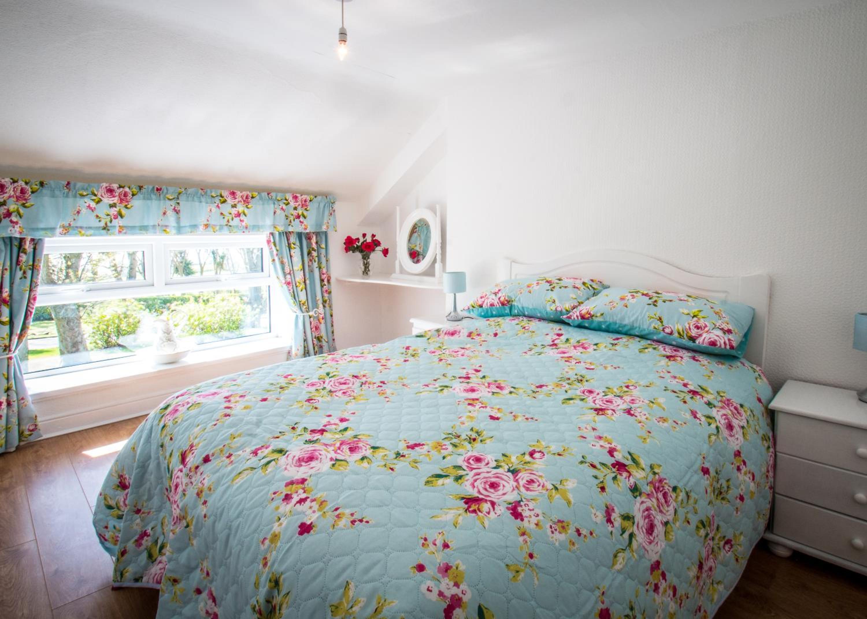 Mallard Cottage view 5