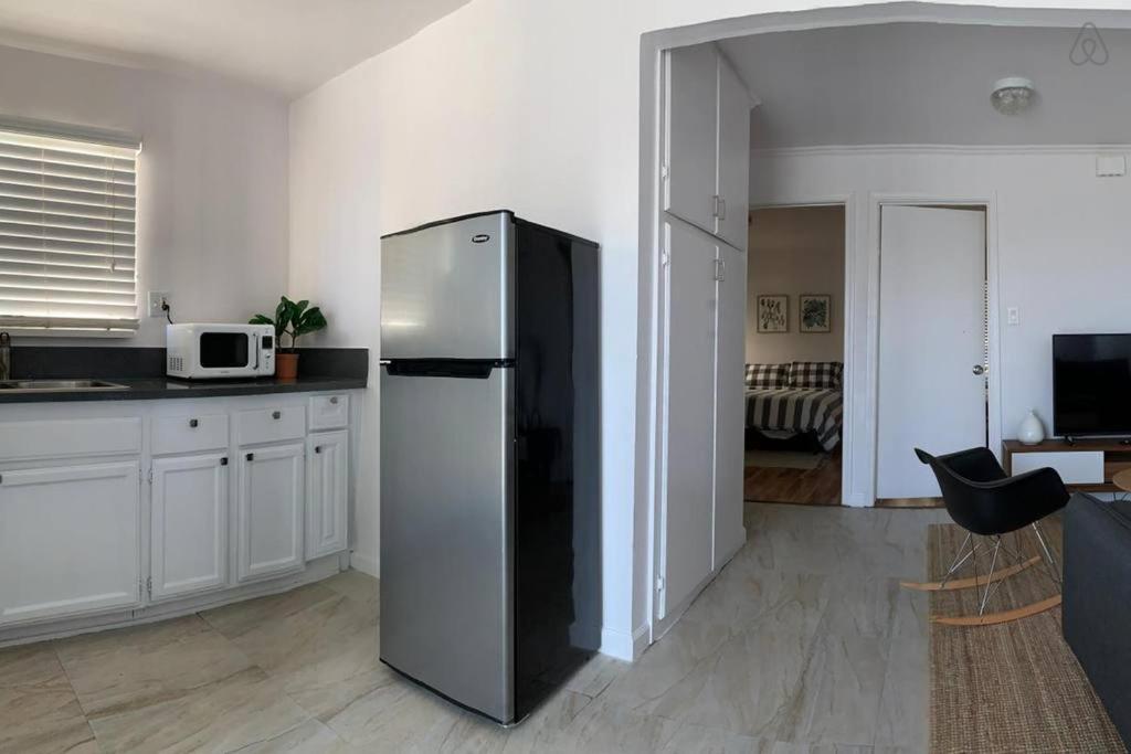 Charming 2BR Casita in Front of Park