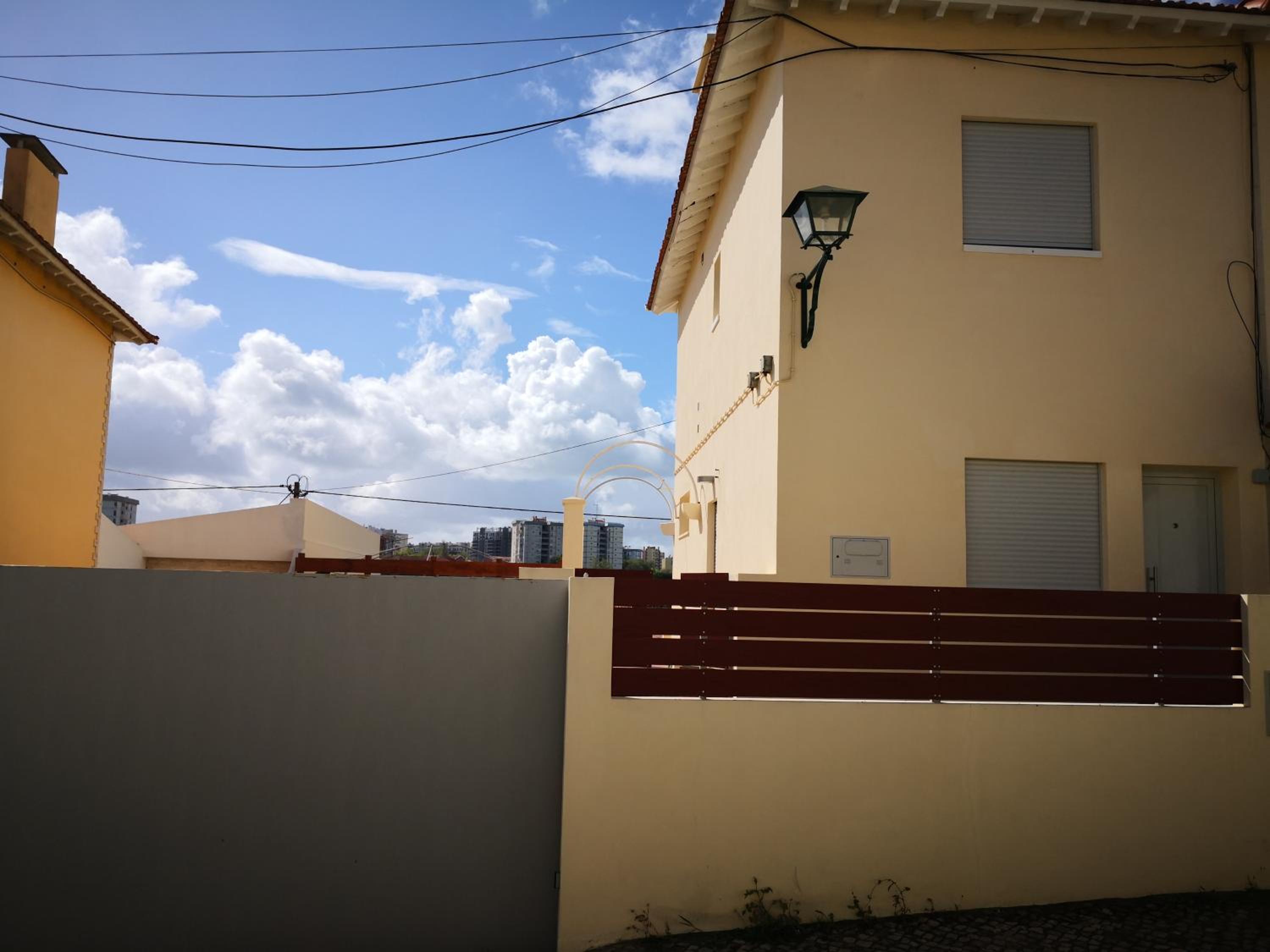 Be My Neighbour view 5