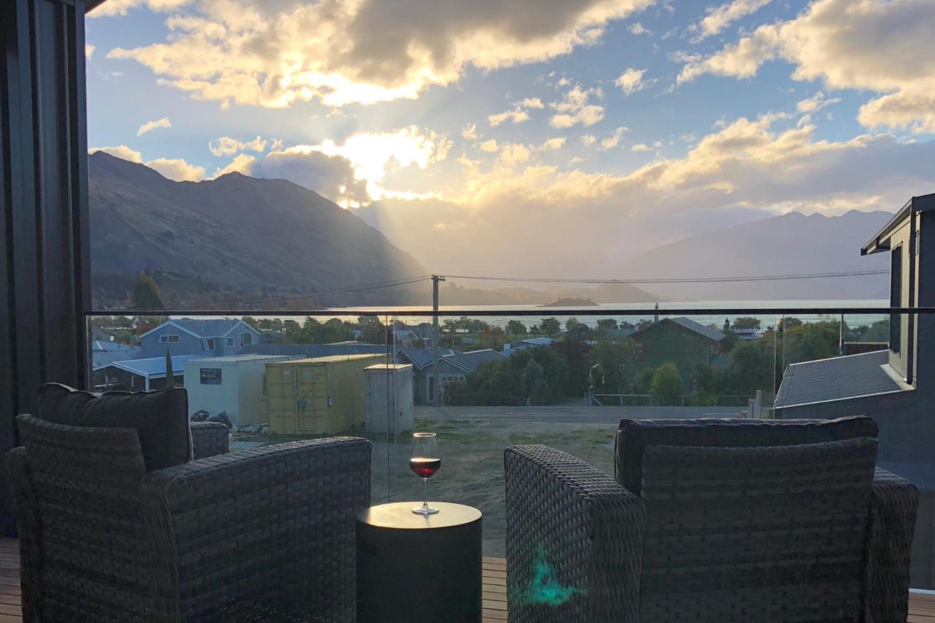 La Cachette Wanaka view 2