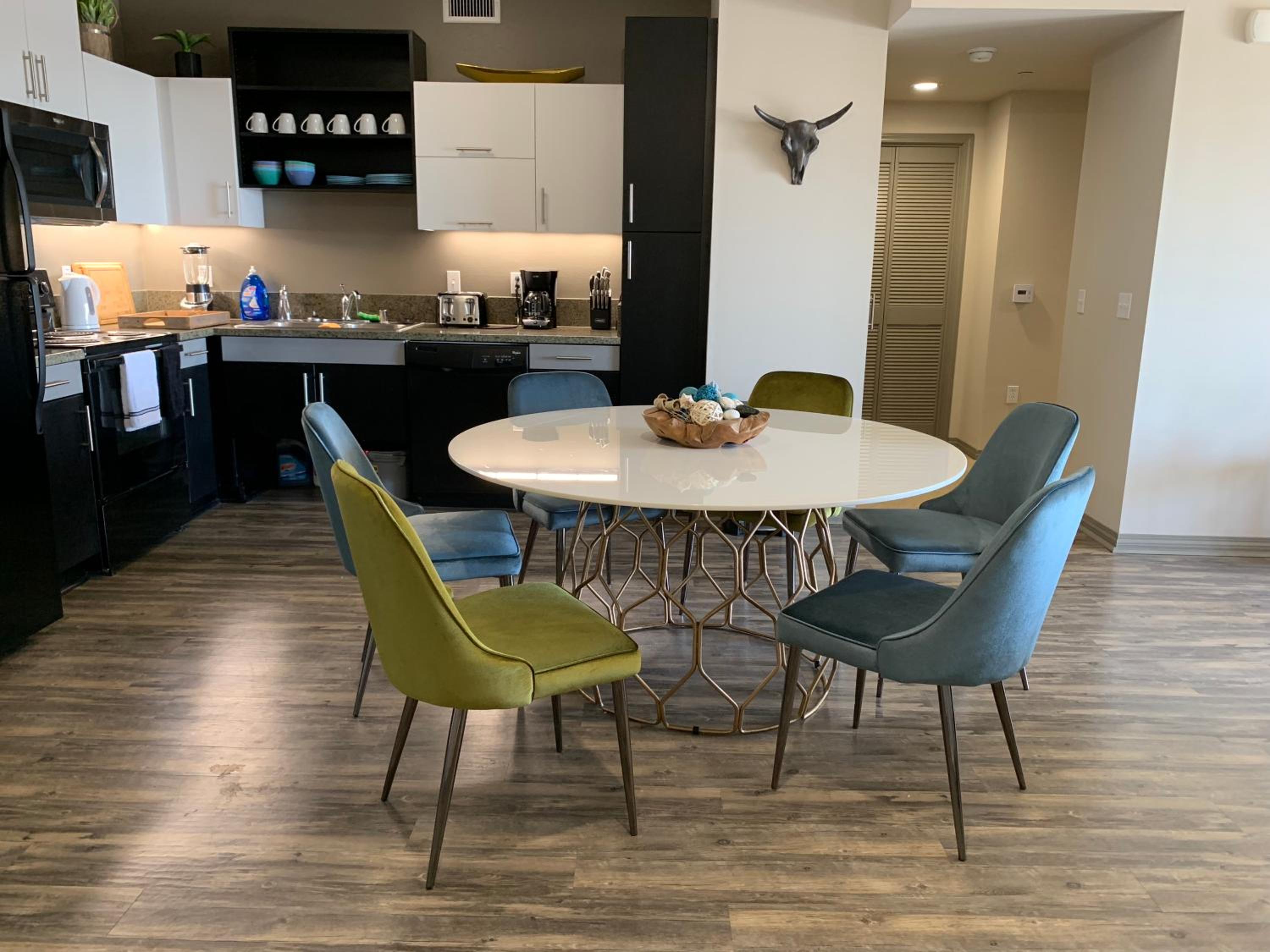 Beautiful Marina Front Retreat with View