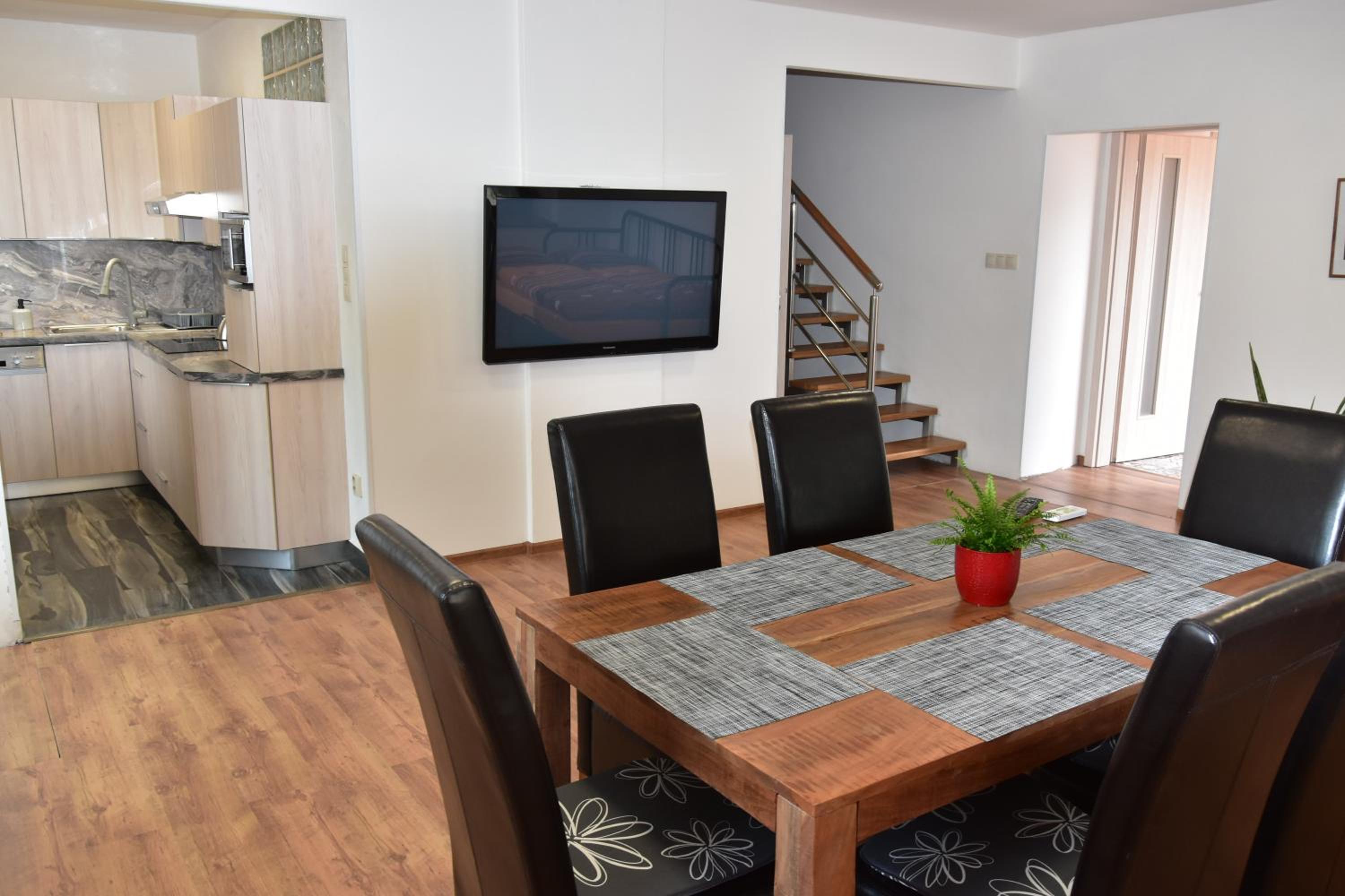 Apartmán-Hovorany