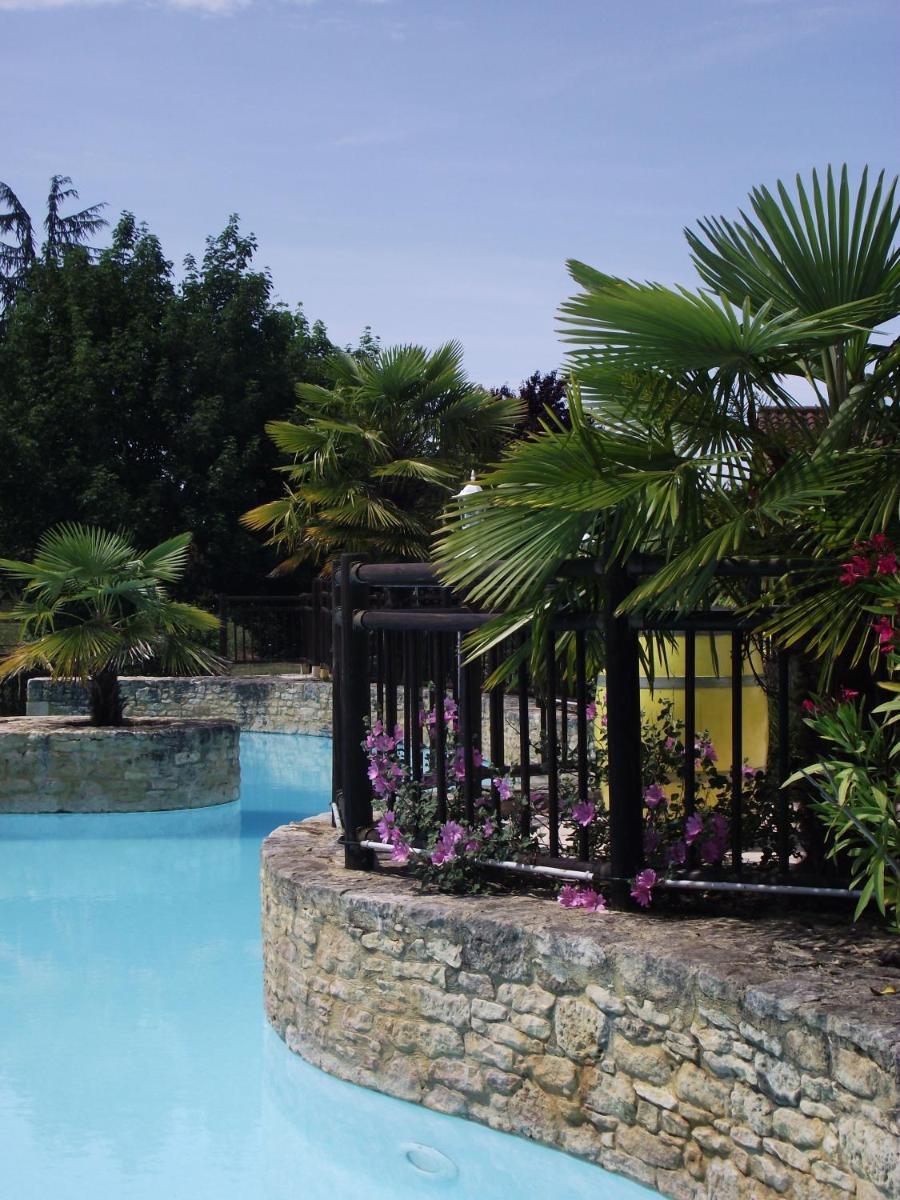 Domaine De Guillalmes view 2