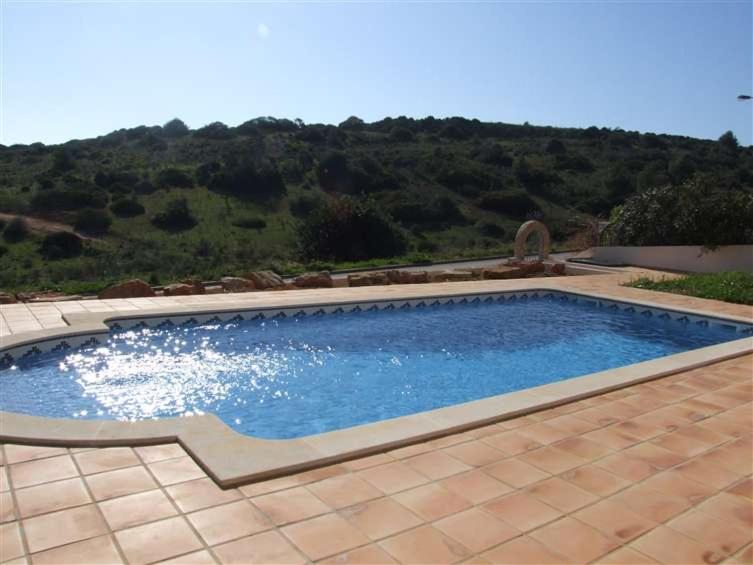 Lovely Burgau villa just 3 mins walk from beach view 4