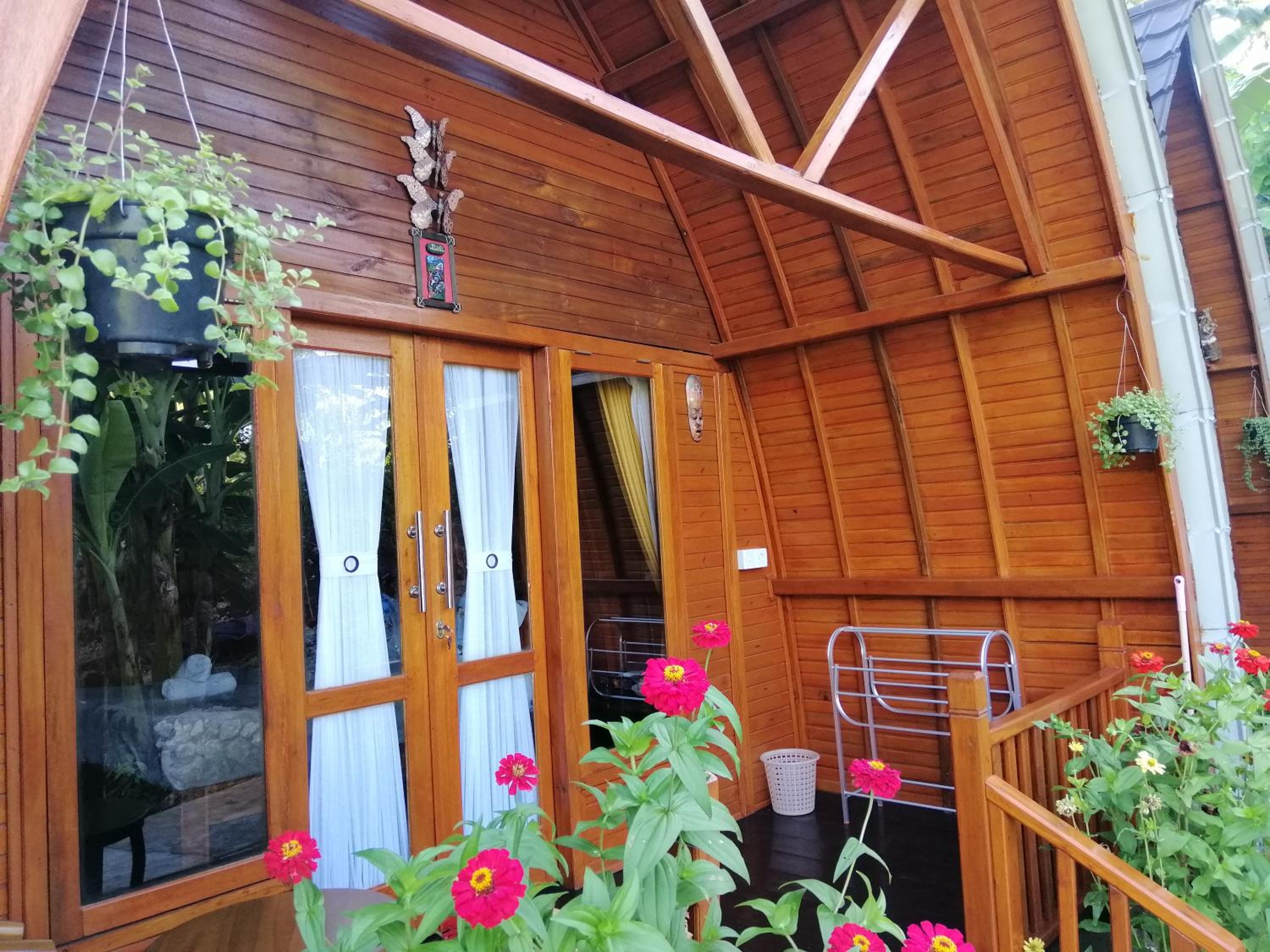 Photo 11