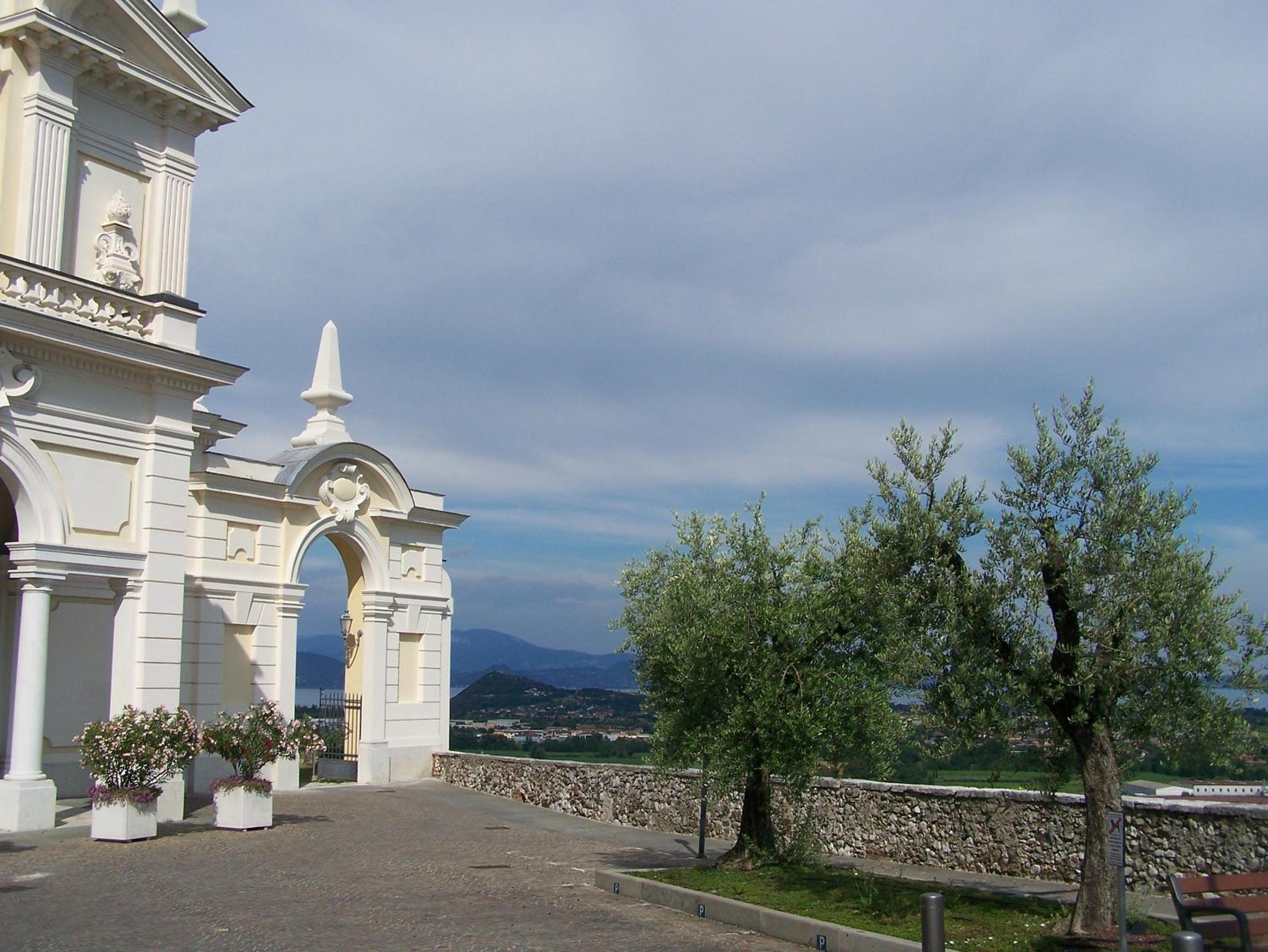 Photo 25